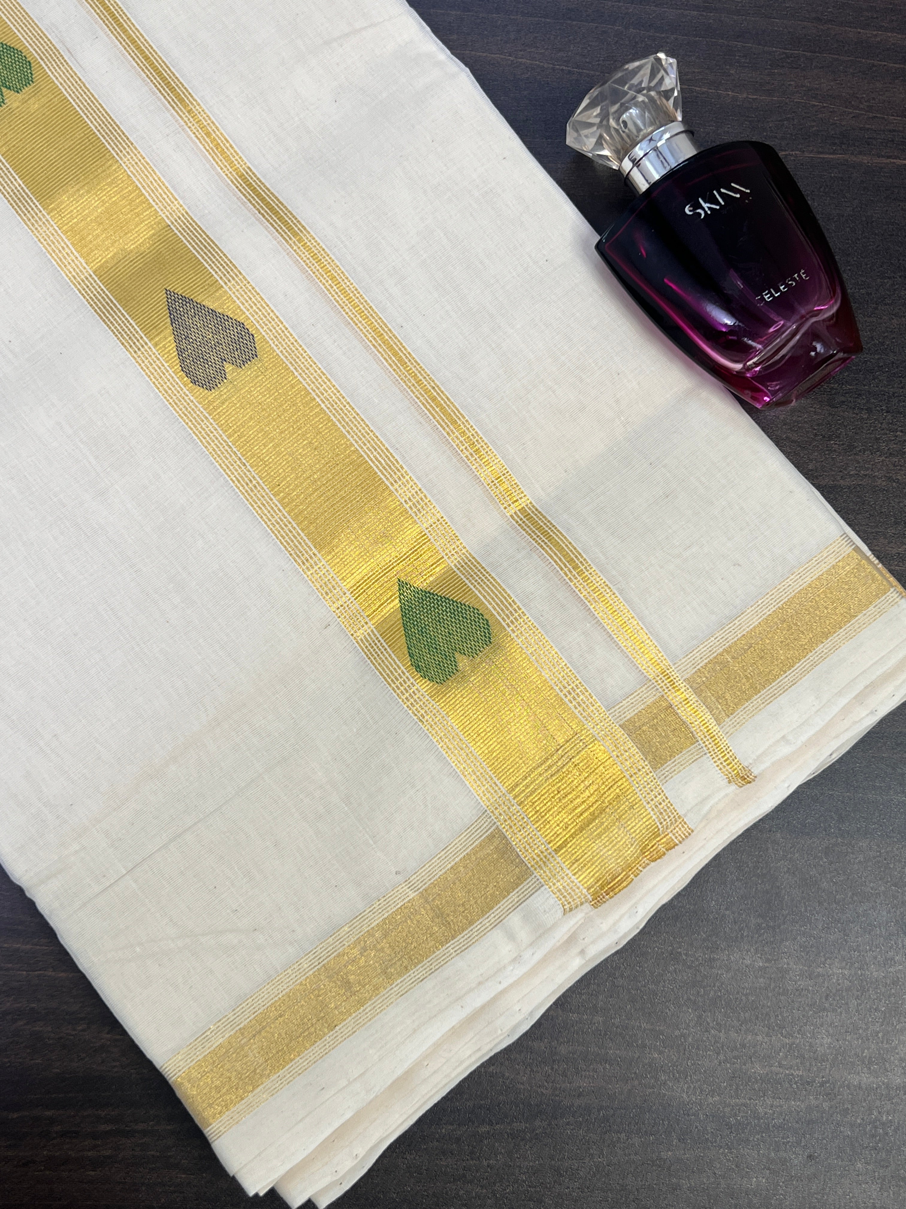 Kasavu Detailed Balaramapuram Handloom Kerala Cotton Mundu  |  KL201