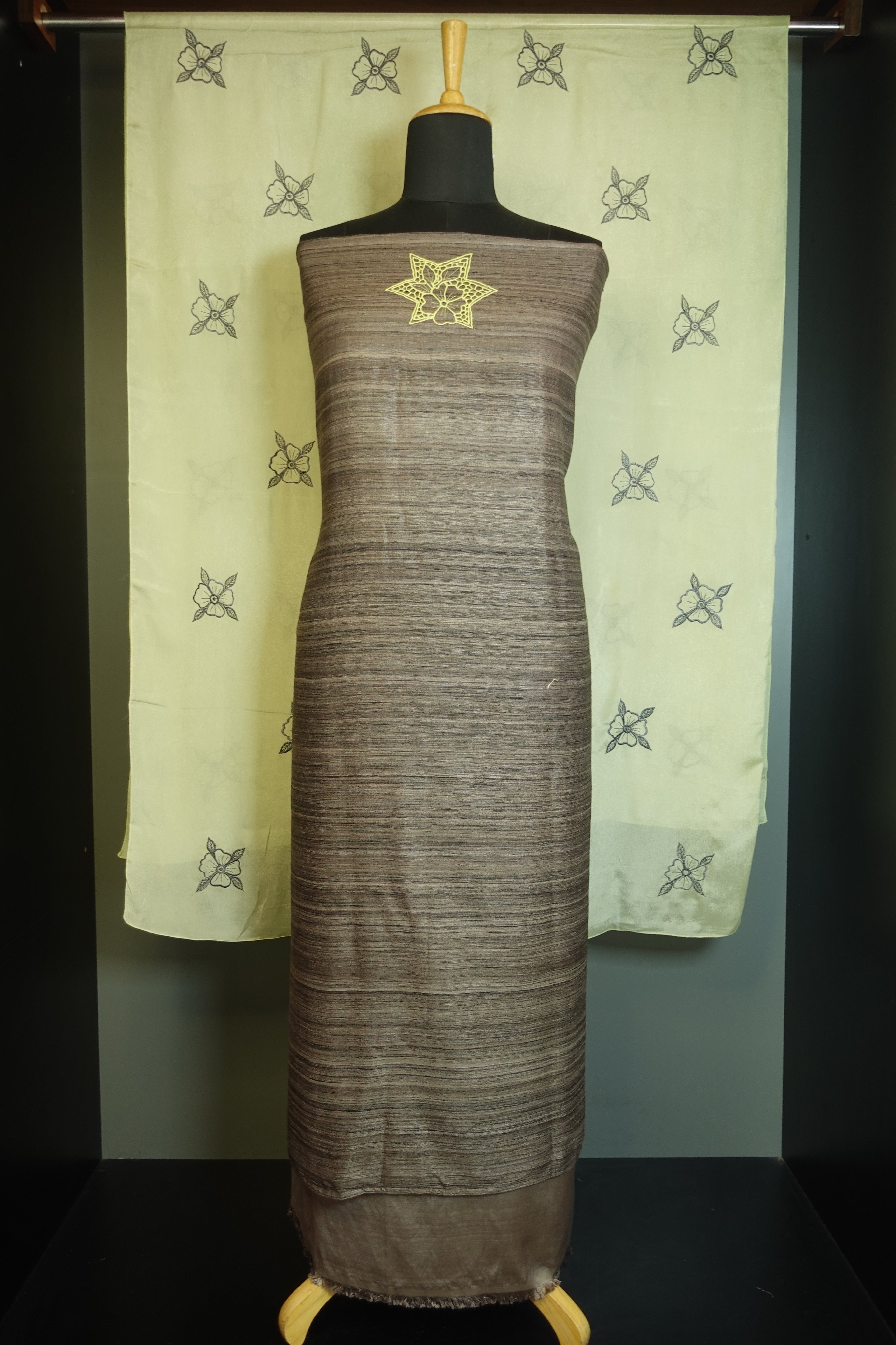 Twine Cutwork Geecha Tussar Salwar Set | NJCL193