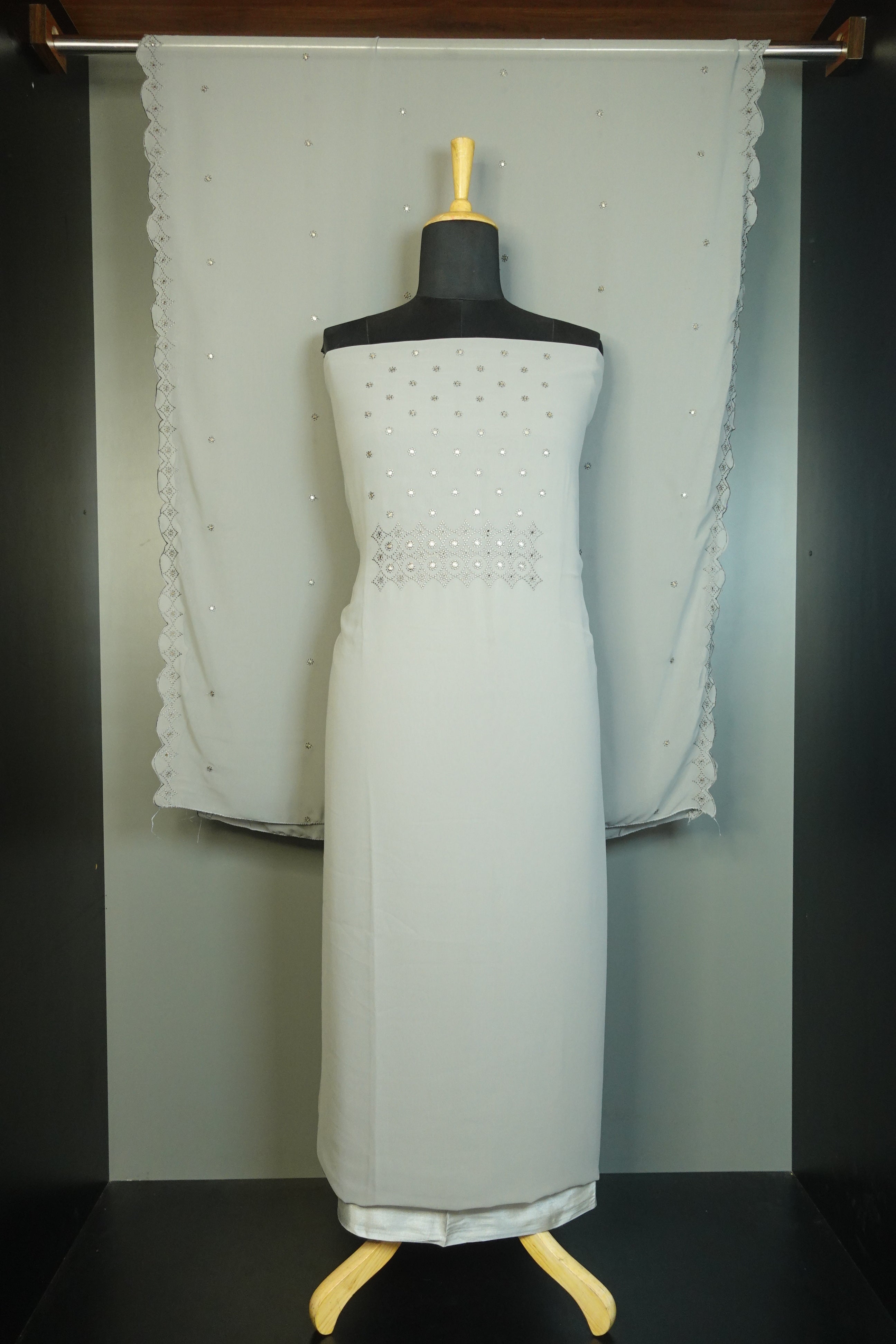 Point Embroidery and Sequence Worked Georgette Salwar Set | YH188