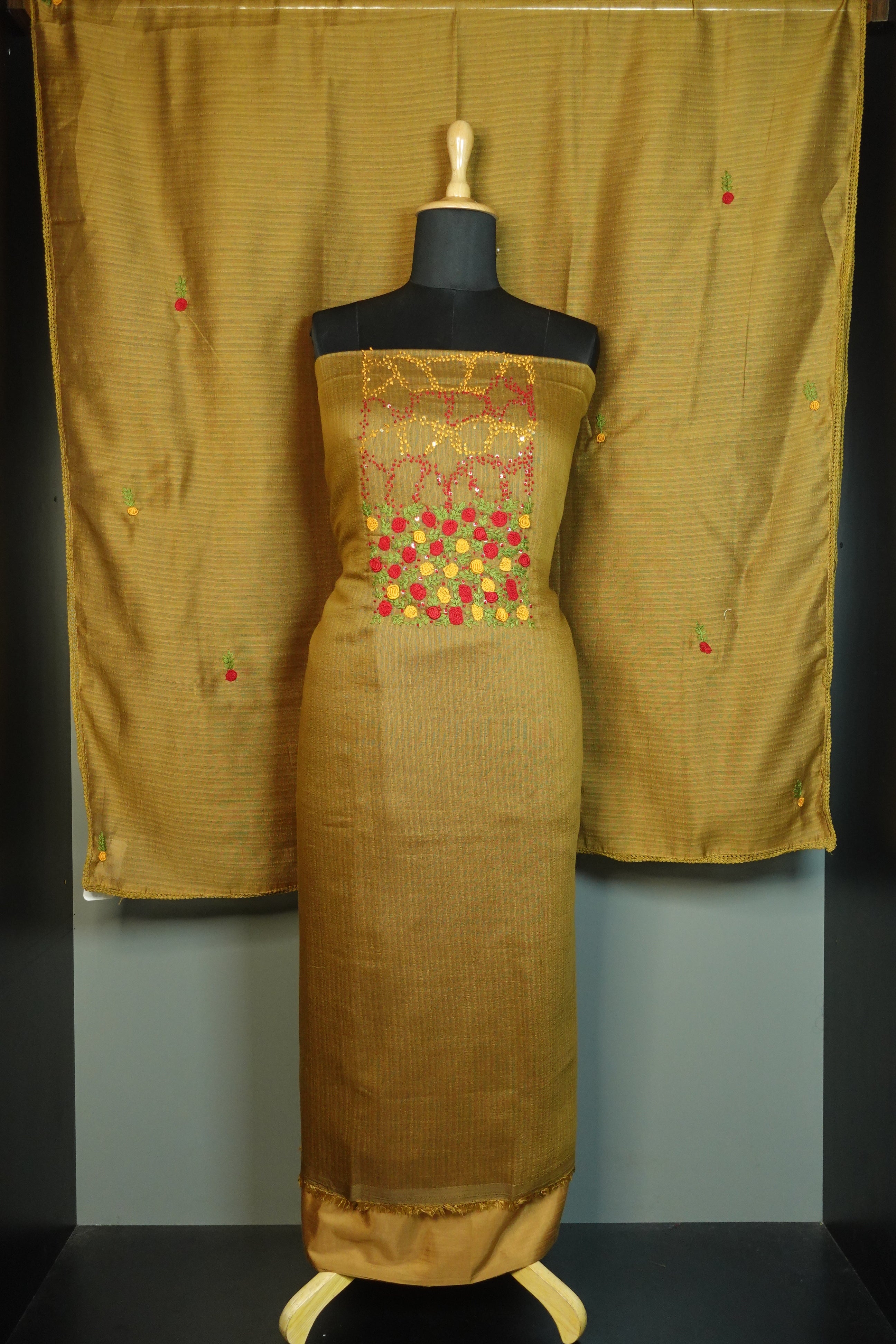 Yoke Embroidery Design Semi Geecha Tussar Salwar Set | YH180