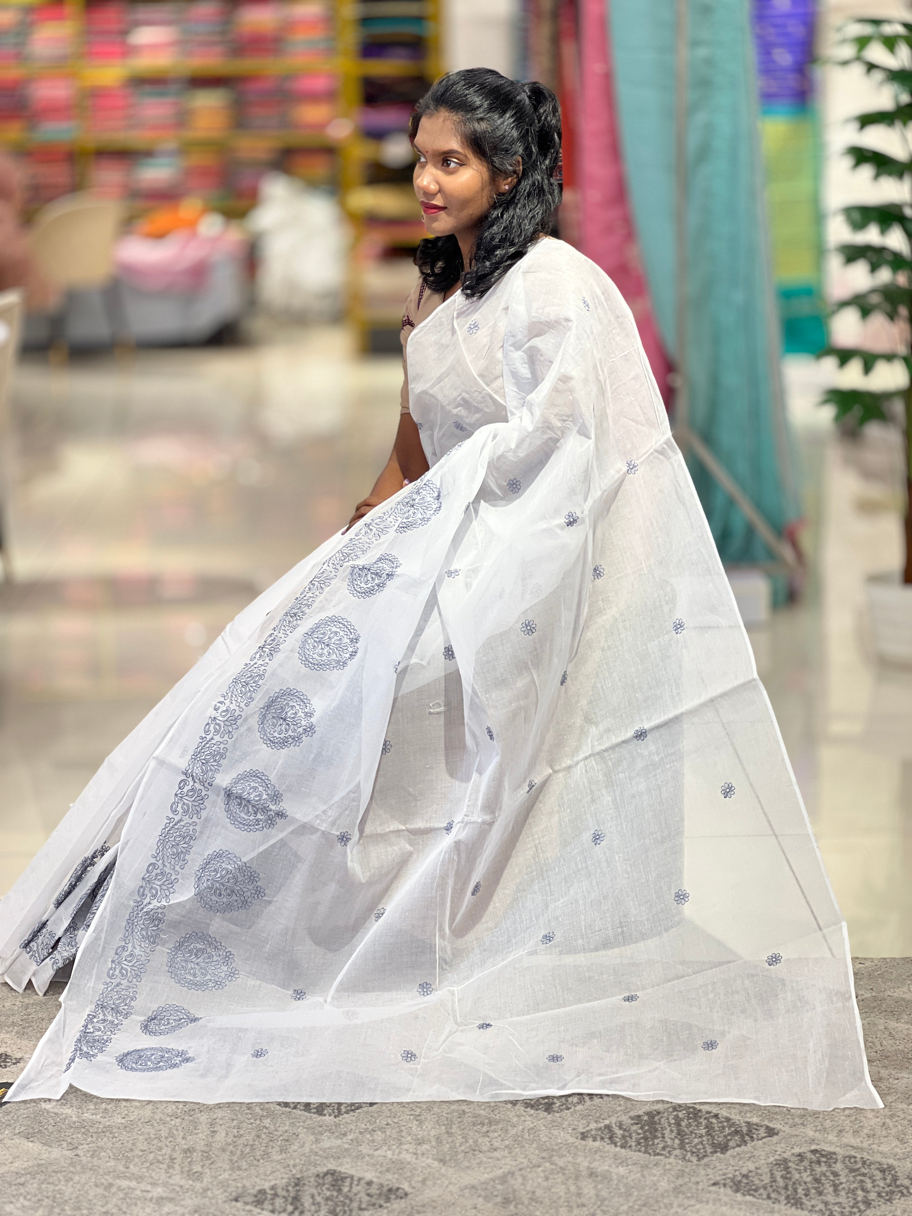 Floral Embroidery Organdy Saree | VNC142