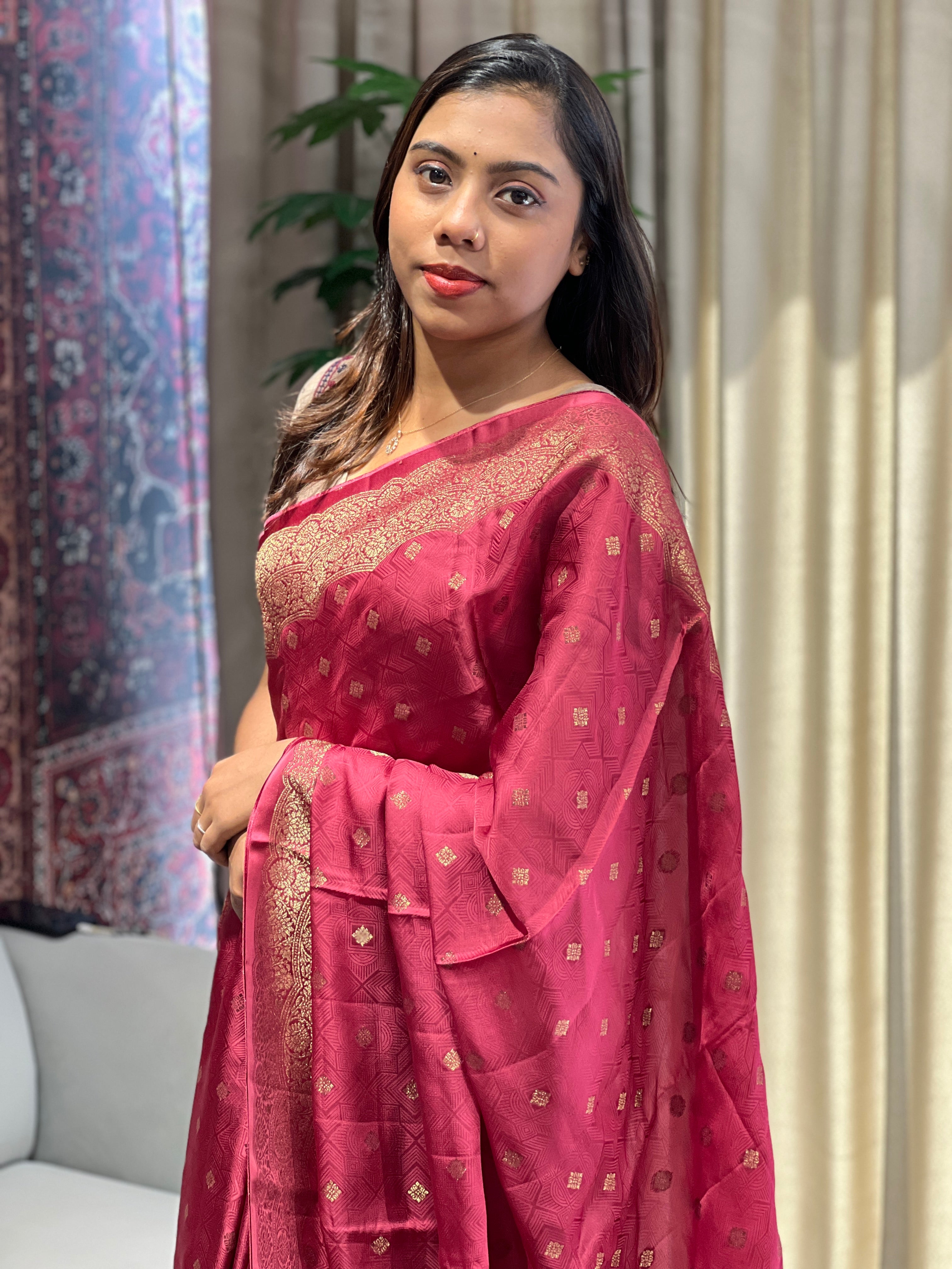 Golden Zari Woven Banarasi Silk Saree | YNG705