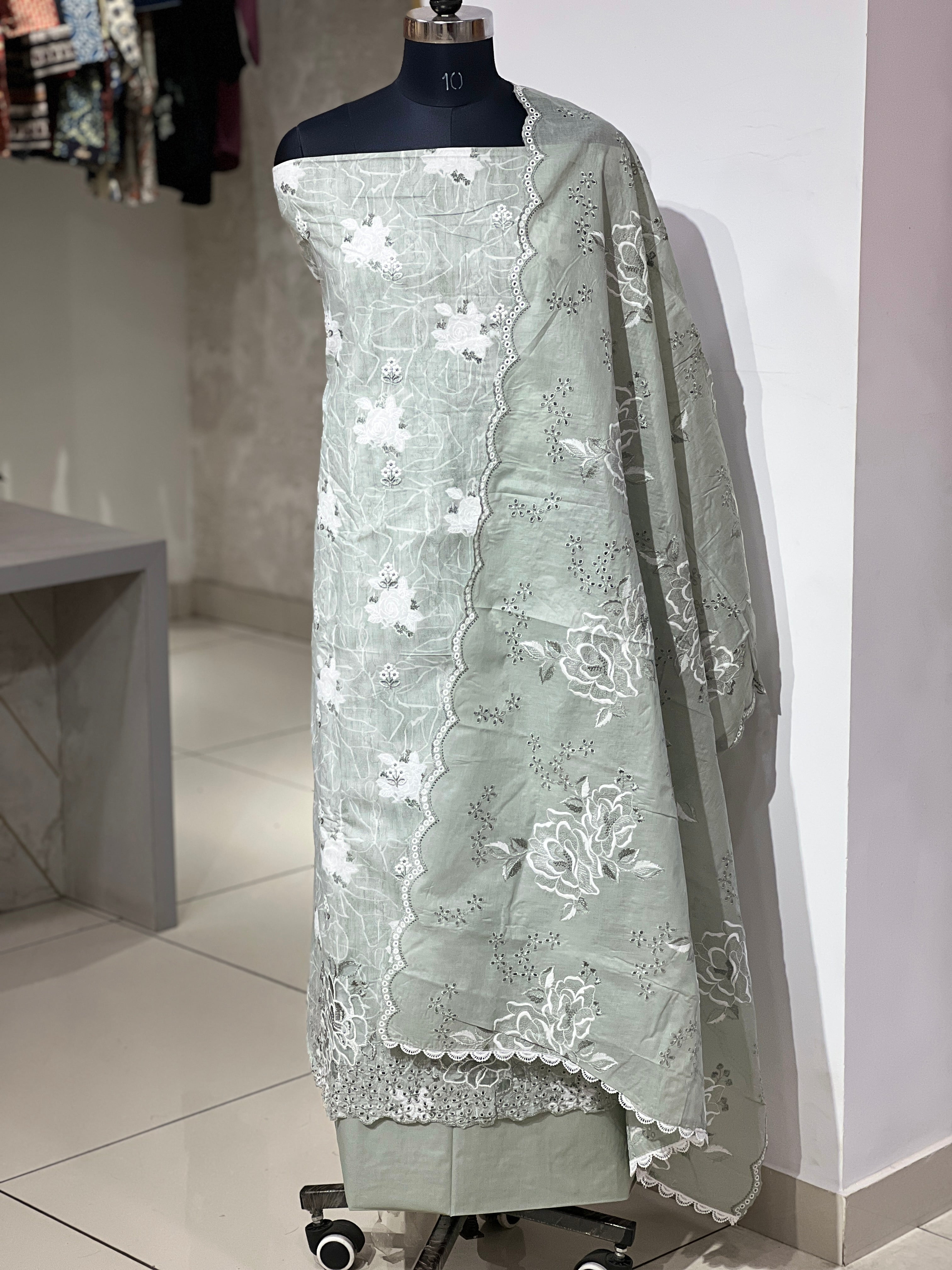 Floral Printed Applique Patterned Cambric Cotton Salwar Set | GE102