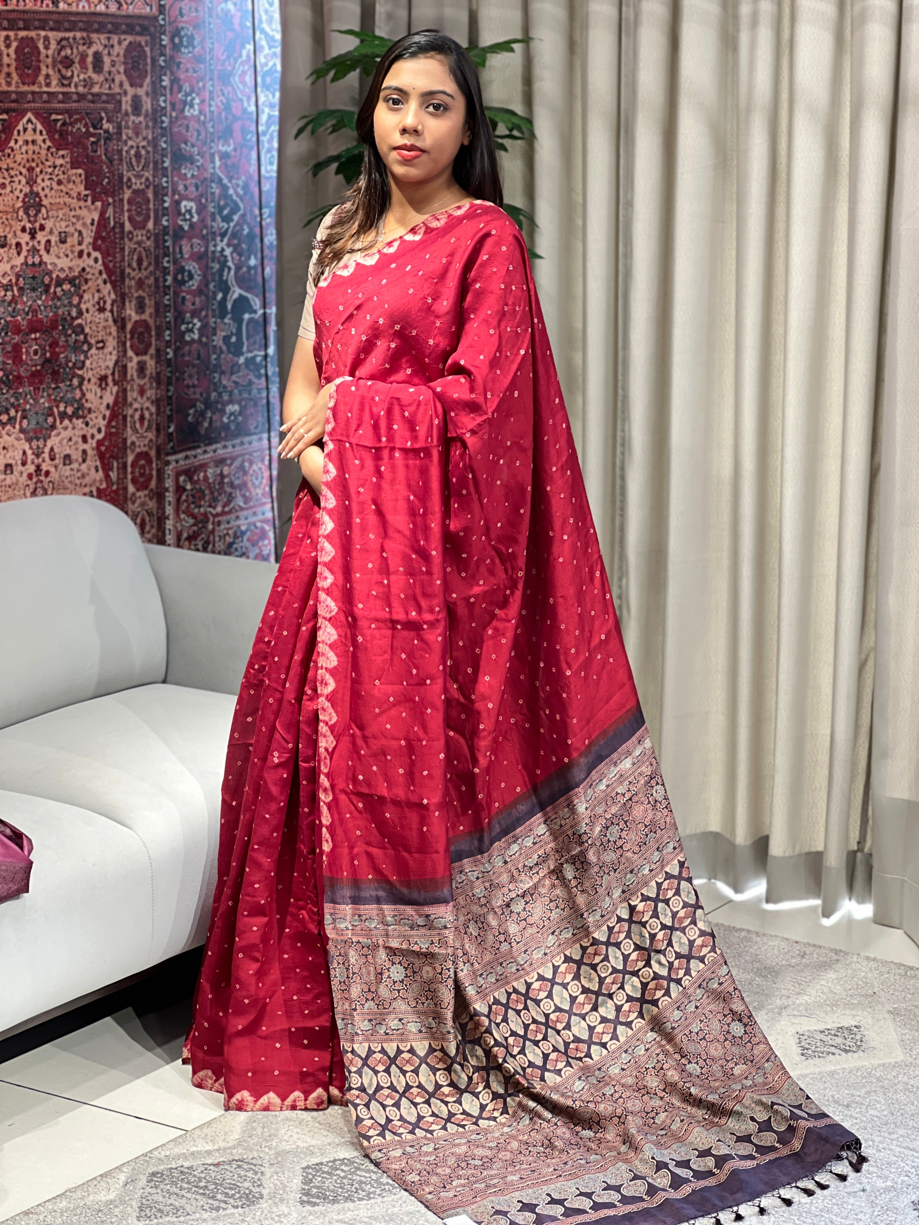 Bandhani & Ajrakh Detailed Pure Silk Saree | YNG756