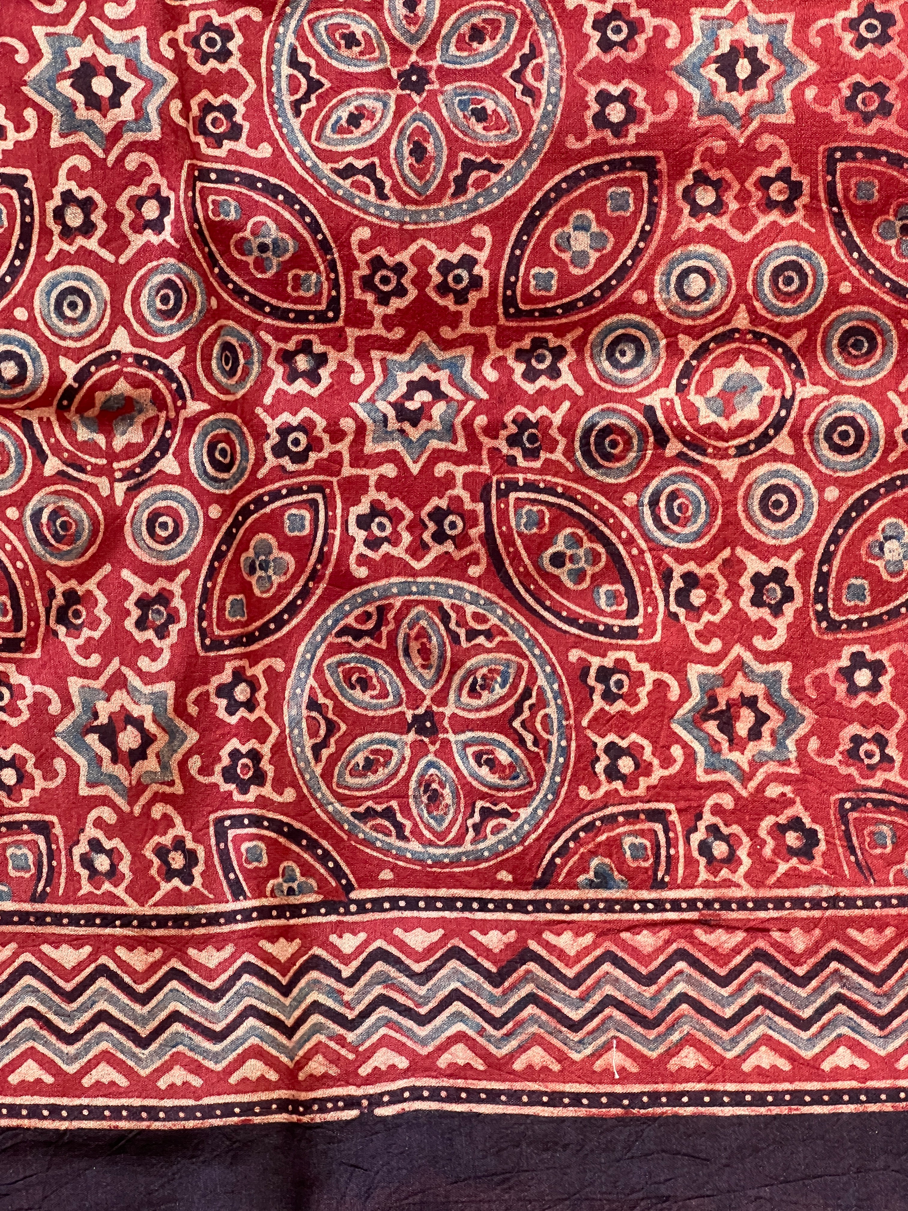 Bandhani & Ajrakh Detailed Pure Silk Saree | YNG753