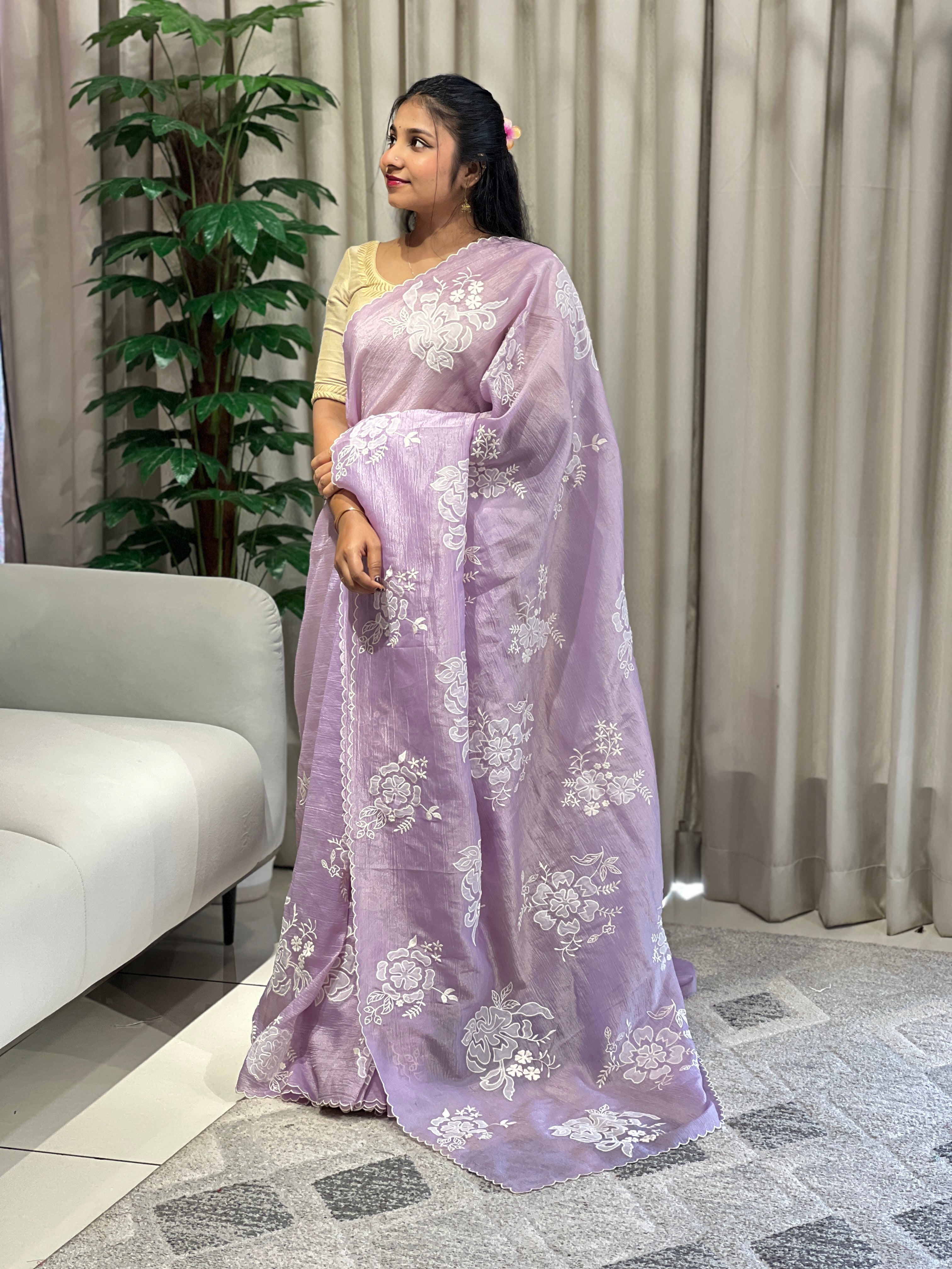 Floral Applique Detailed Crushed Shimmer Organza Saree | BLD1767