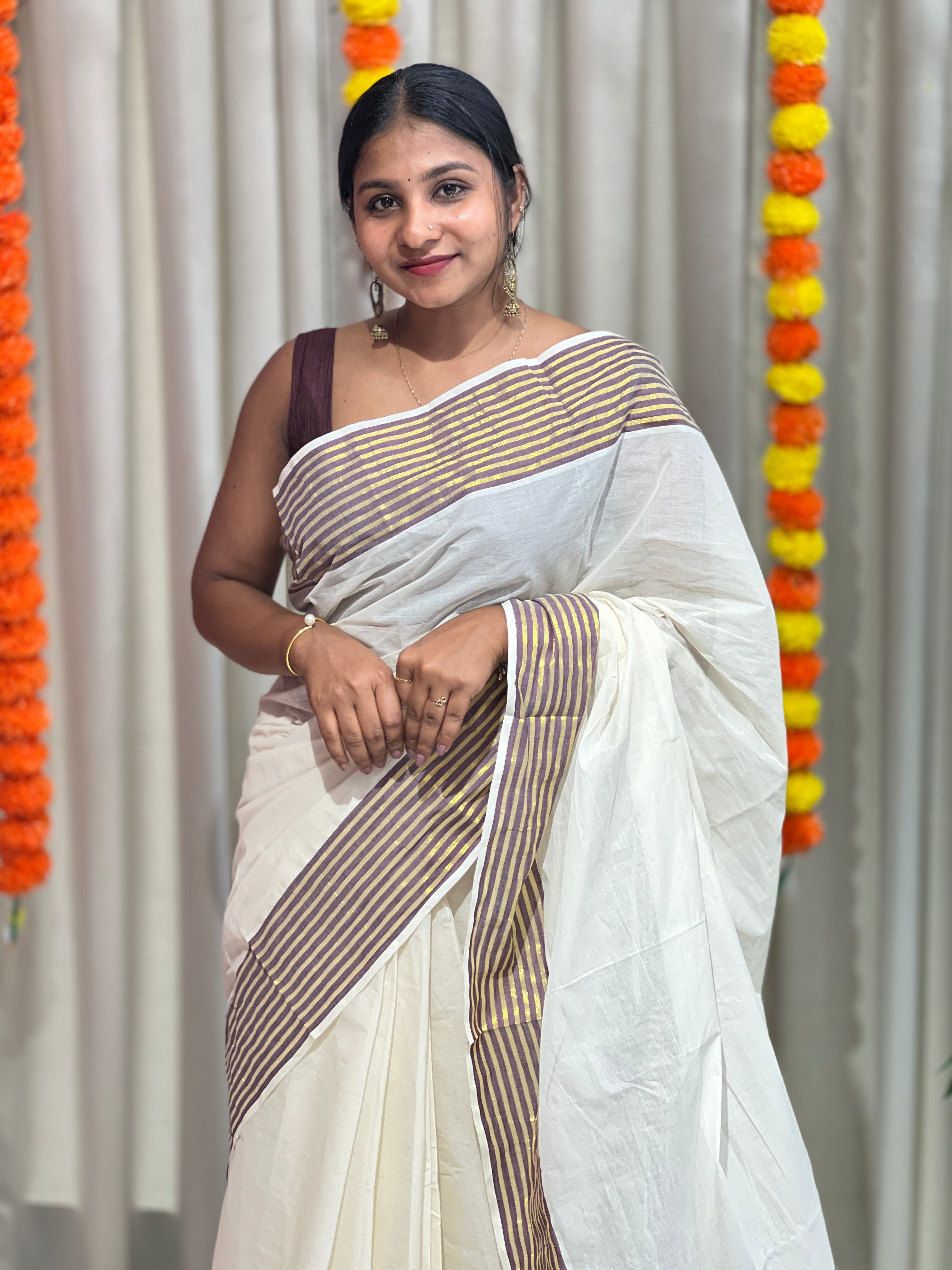 Zari and Thread Stripes Weaved Kerala Cotton Saree | KL416