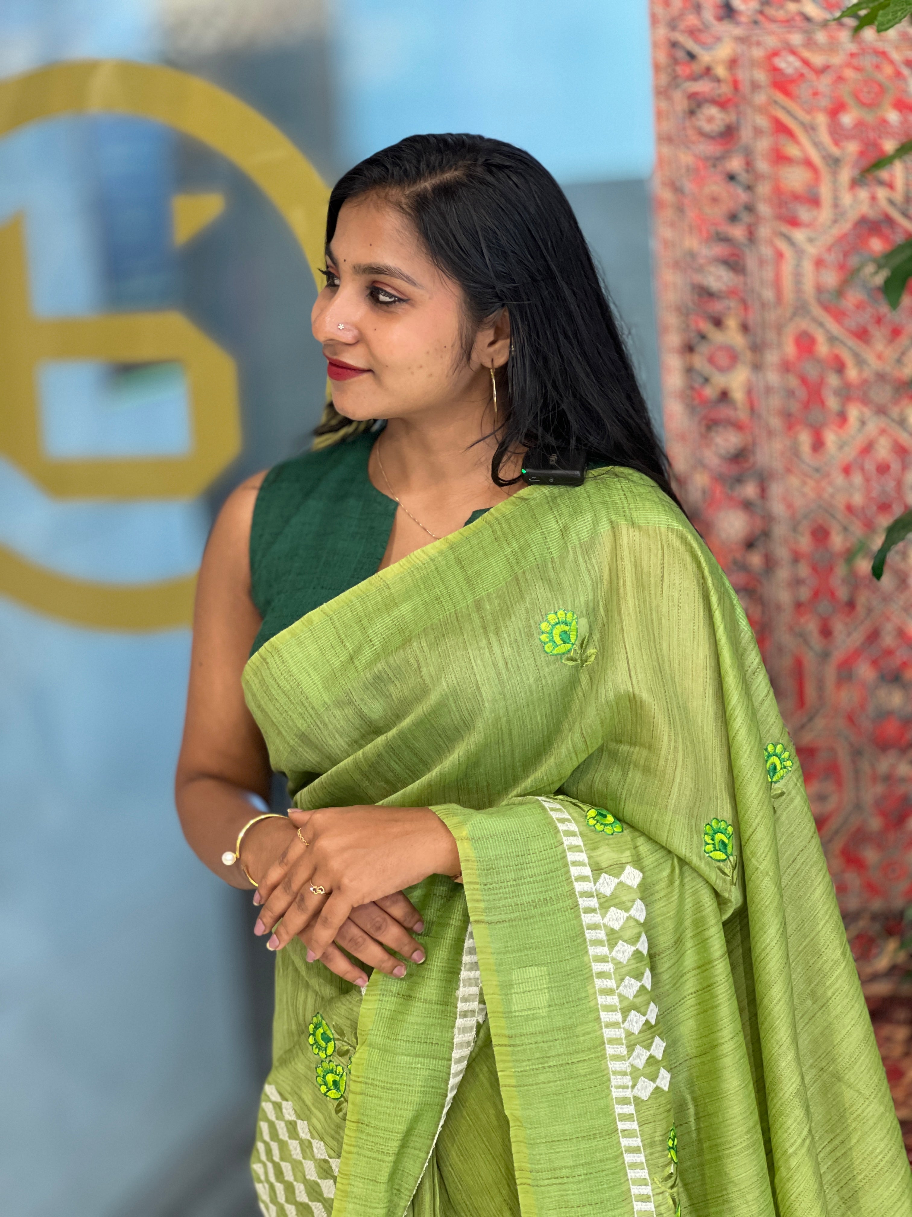Floral & Geometric Embroidered Bhagalpuri Linen Saree | NHH444
