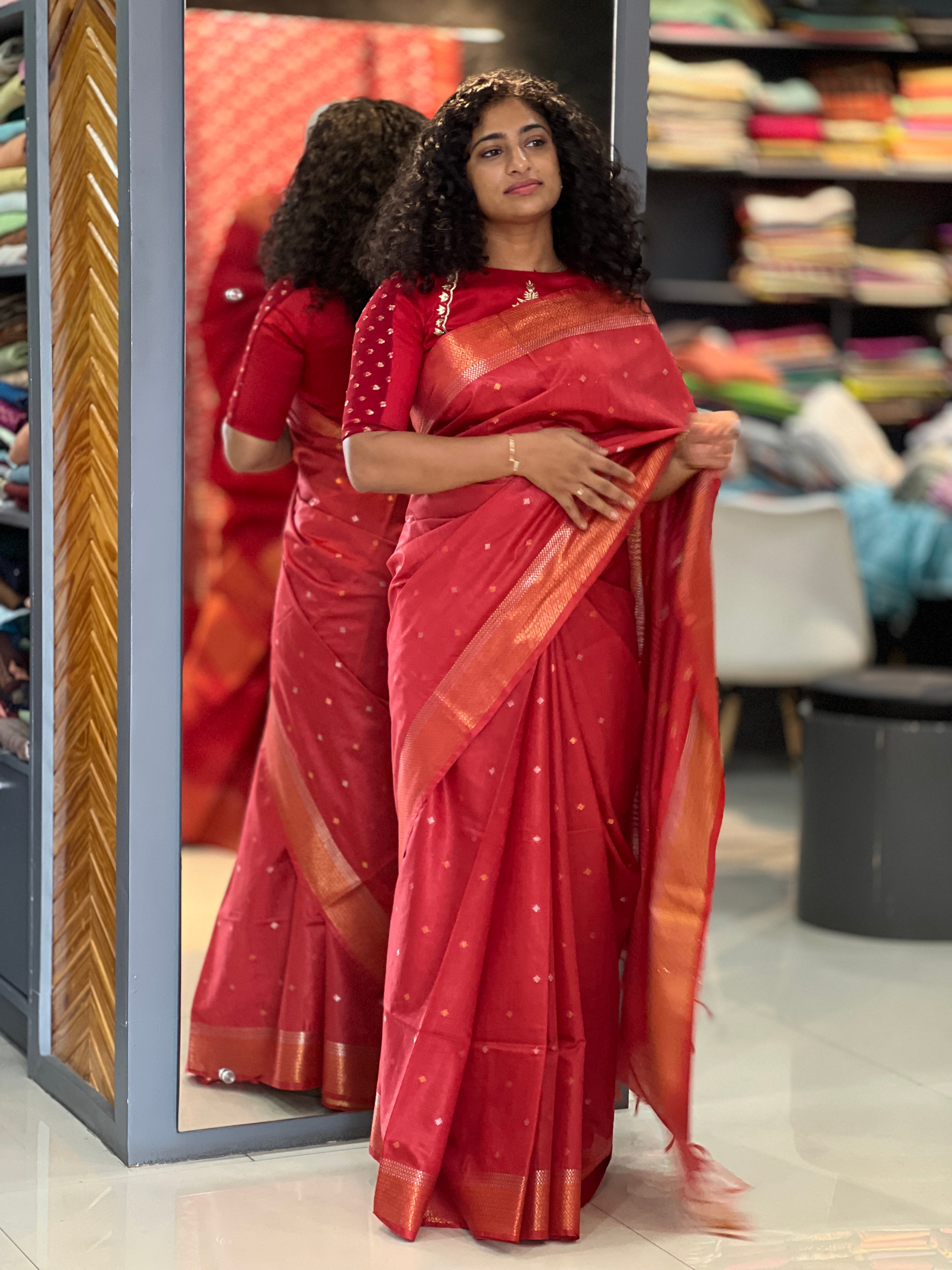 Mangalgiri Border Pattern & Buta Weaving Design Tussar Finish Saree | SK281