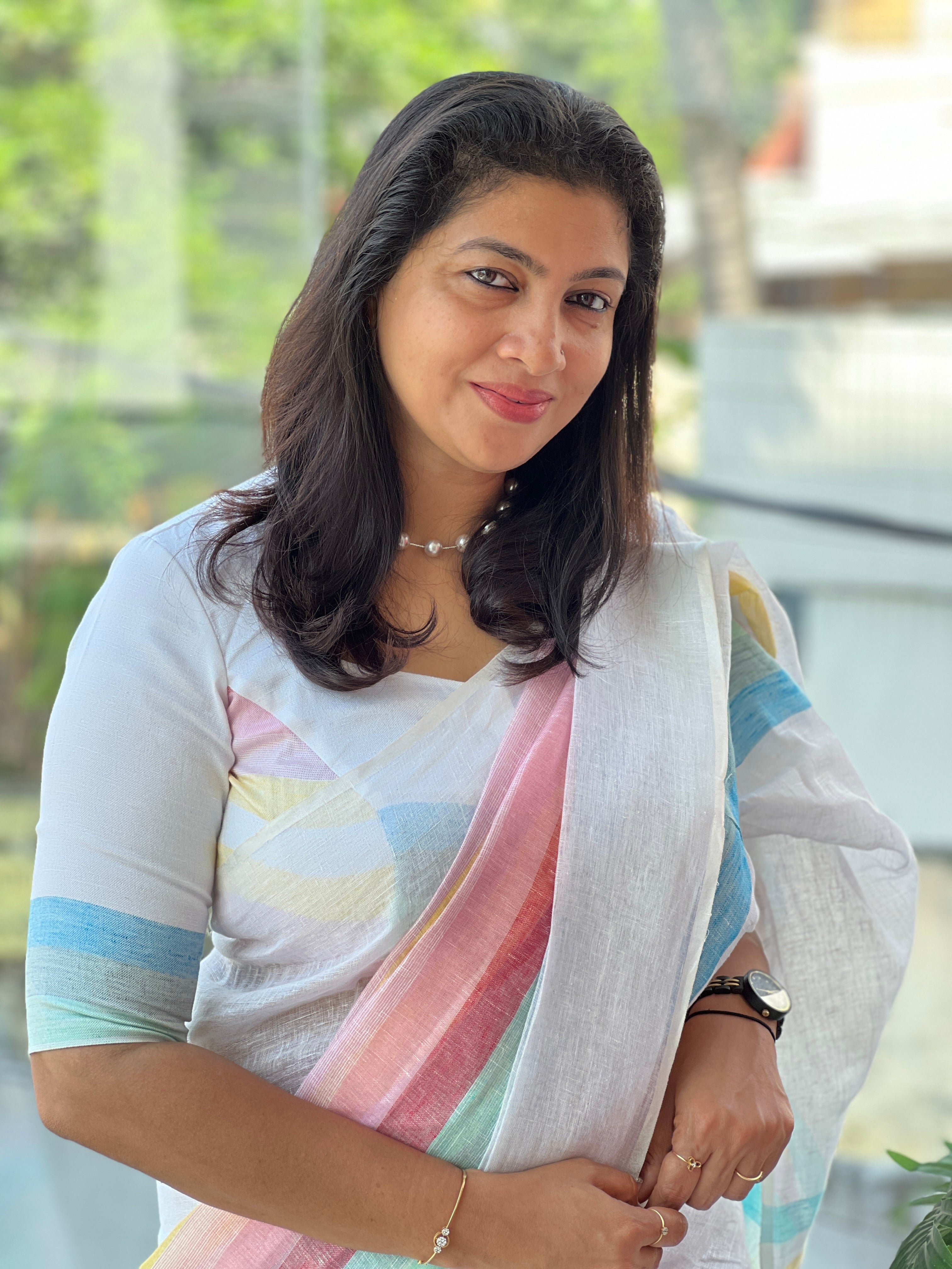 Multi-Color Patterned Linen Saree | DLS348