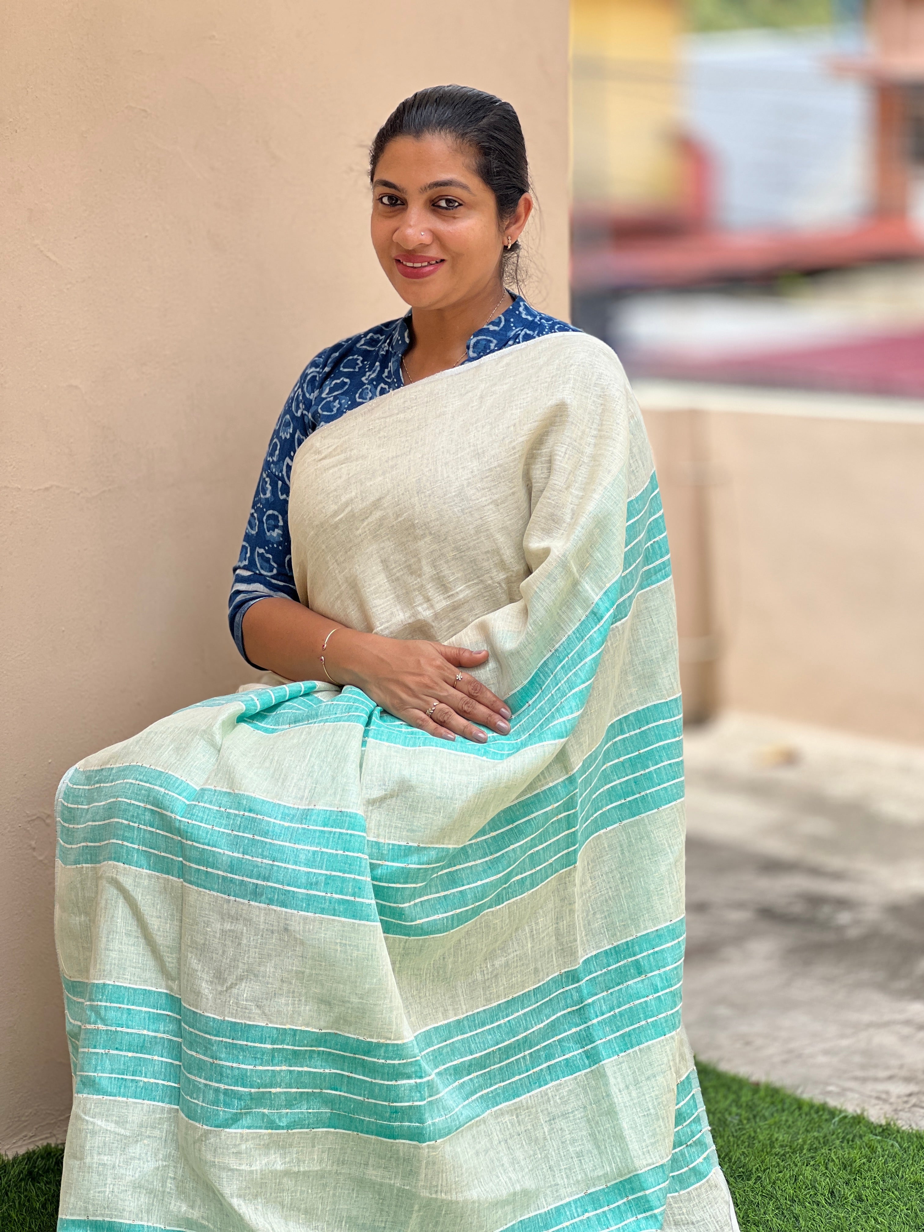 Kesiya Weaving with Sequence Pattern Linen Saree | DLS137