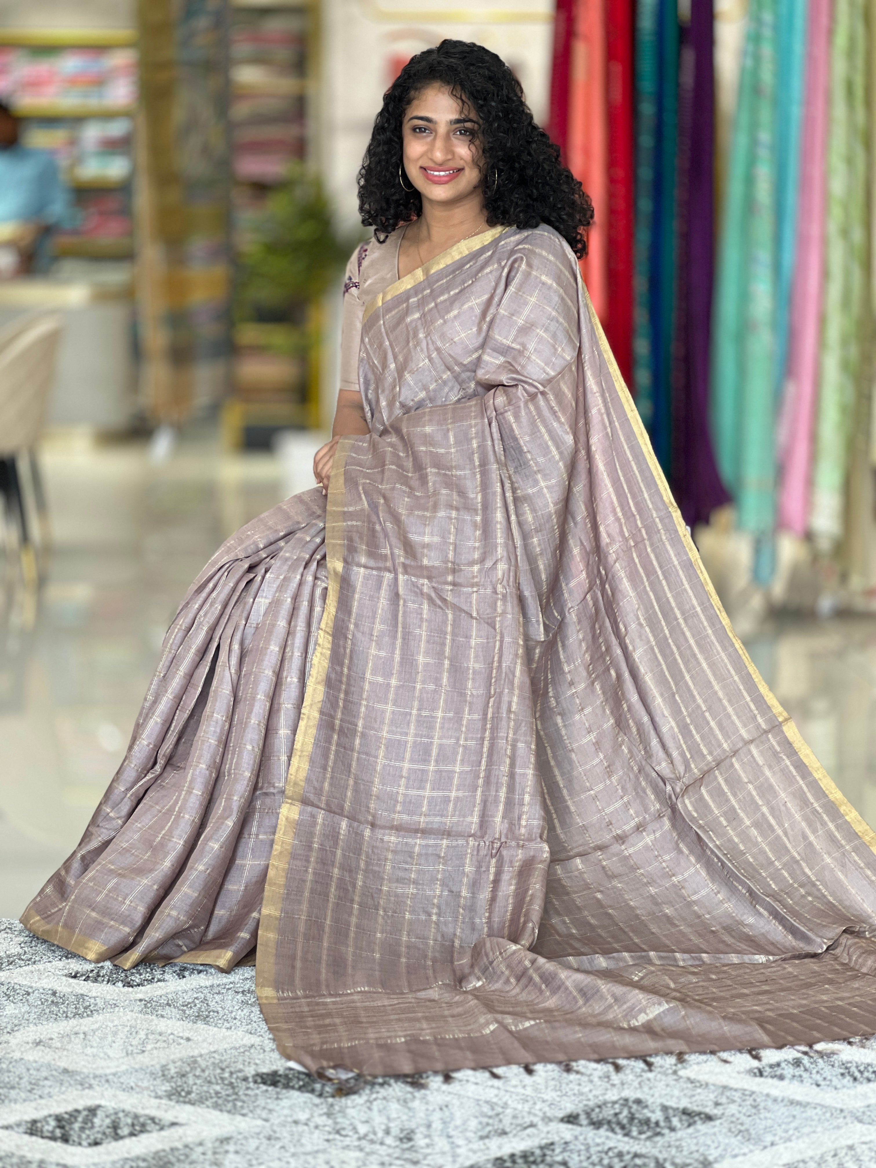Zari Check Patterned Tussar Zari Saree | RGD236