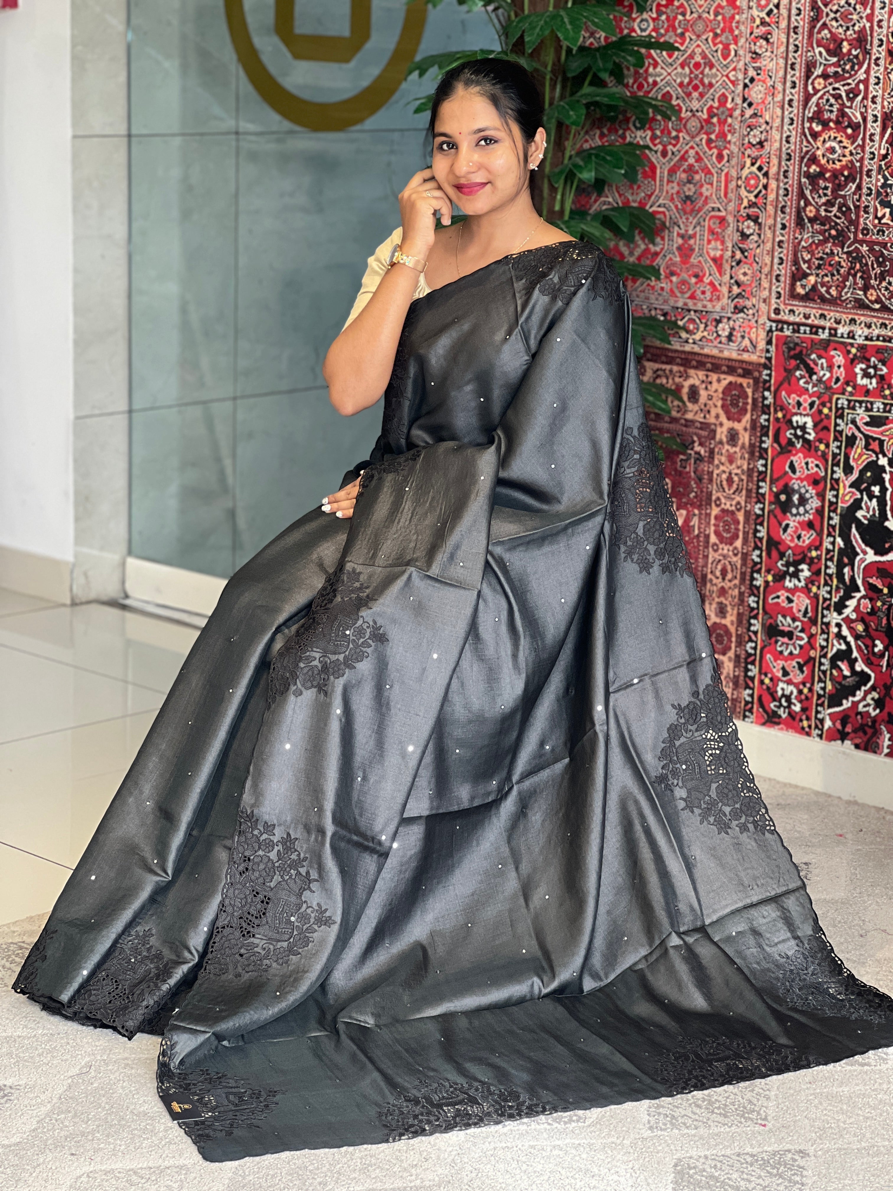 Cut Work With Pichwai Embroidery Detailed Pure Tussar Saree | RGD690