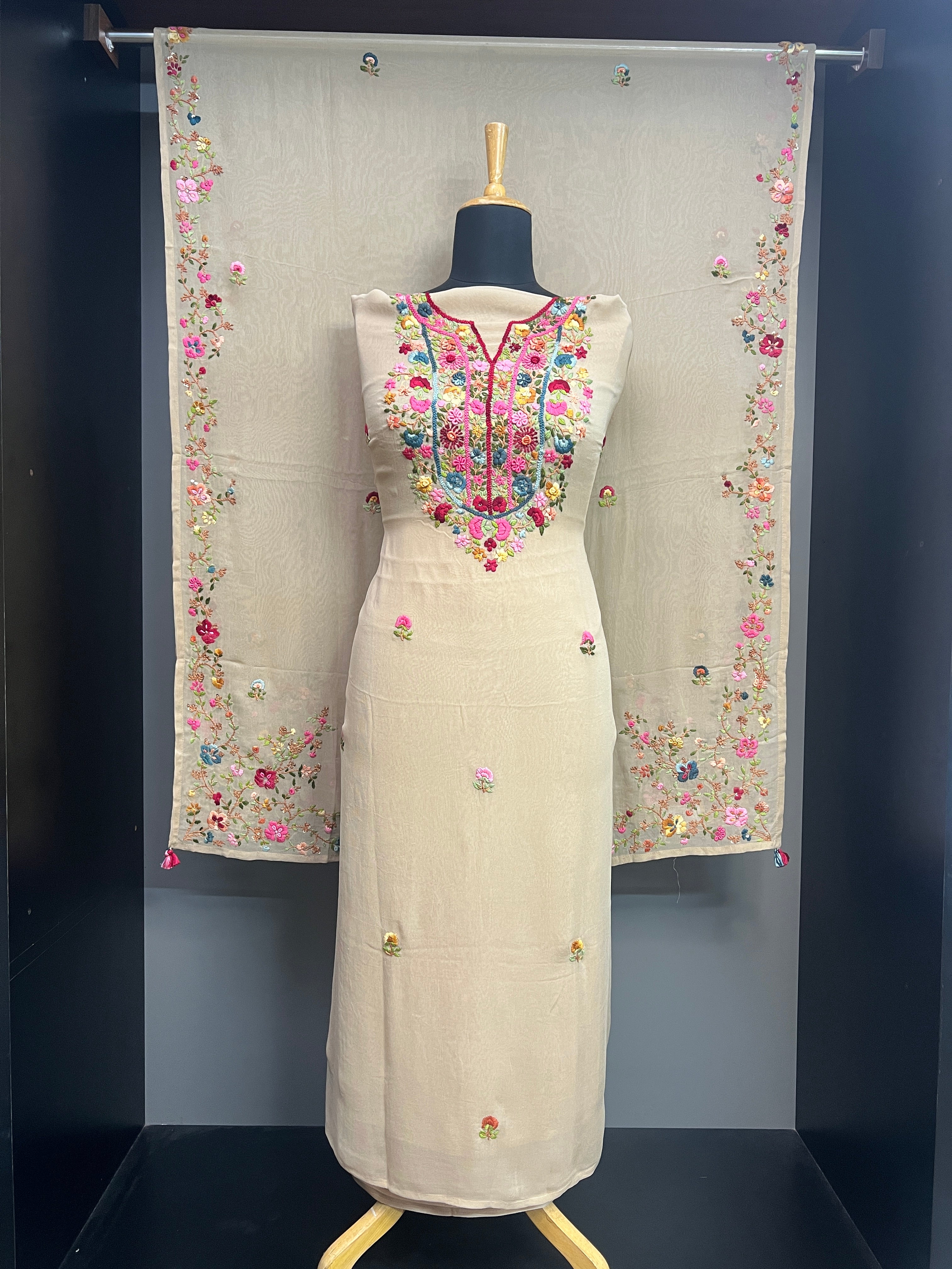 Hand Embroidery Detailed Georgette Salwar Set