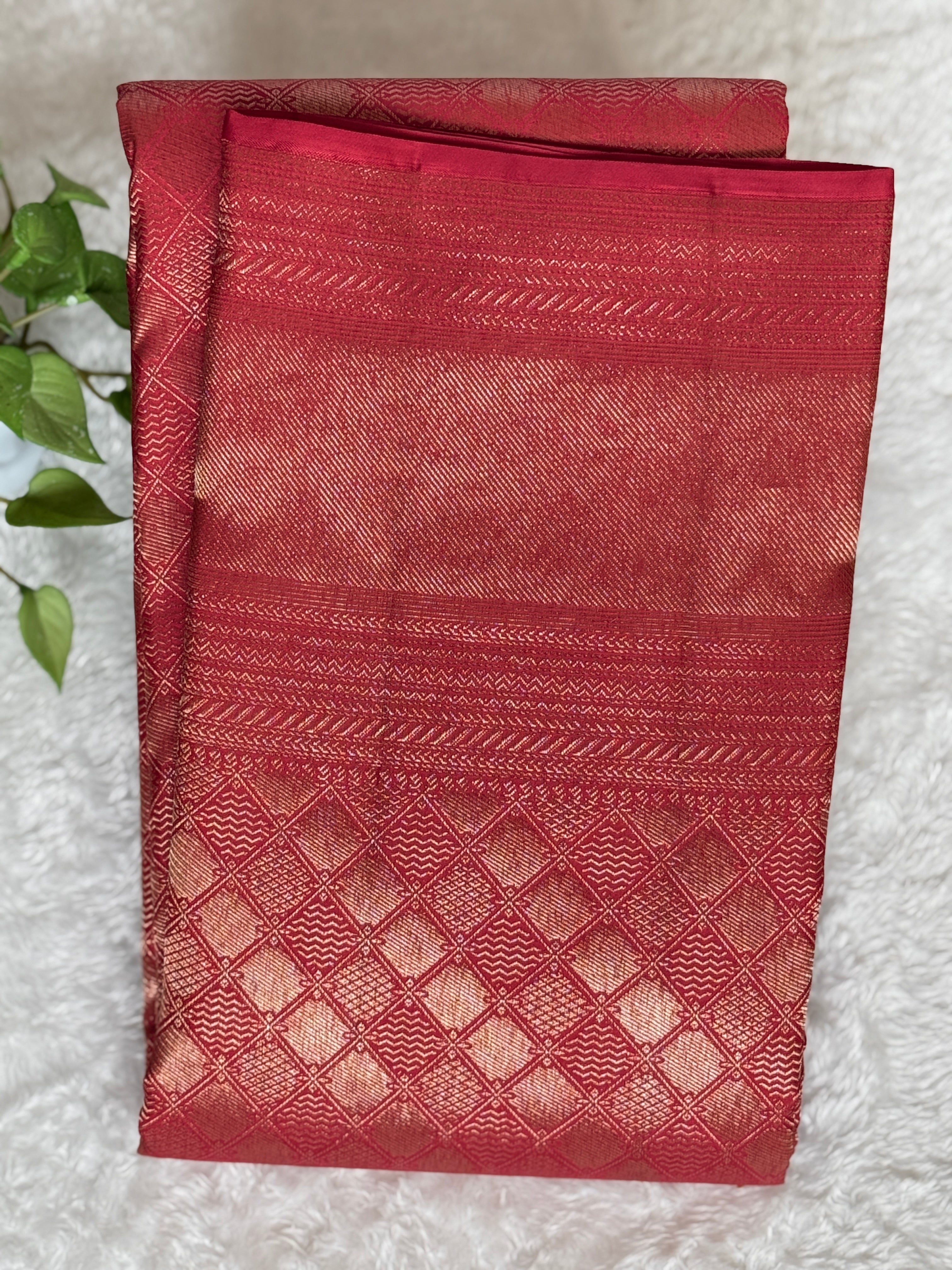 Diamond Patterned Kanchipuram Saree | OM162
