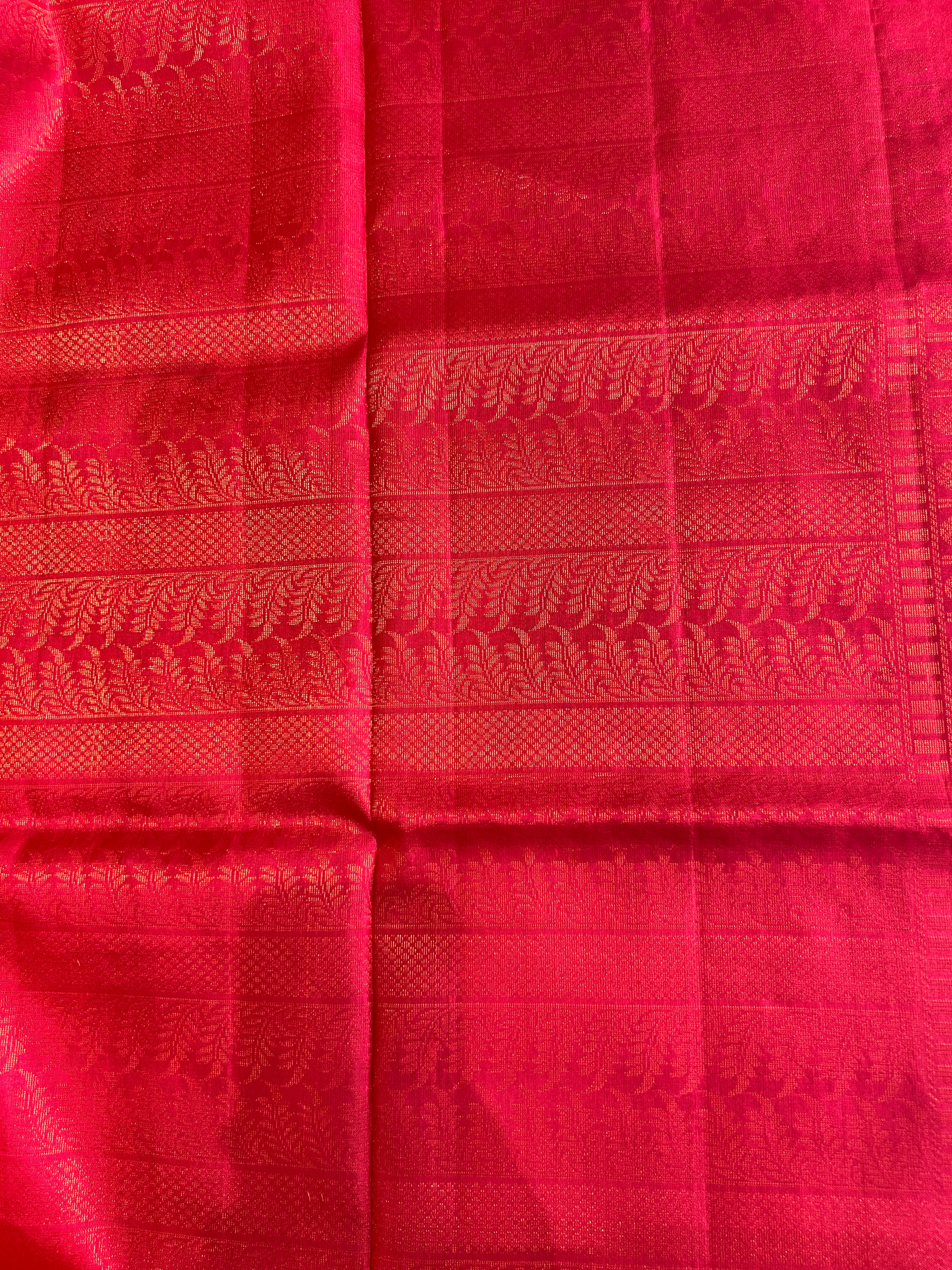 Silver & Golden Zari Woven Soft Silk Saree | TT231