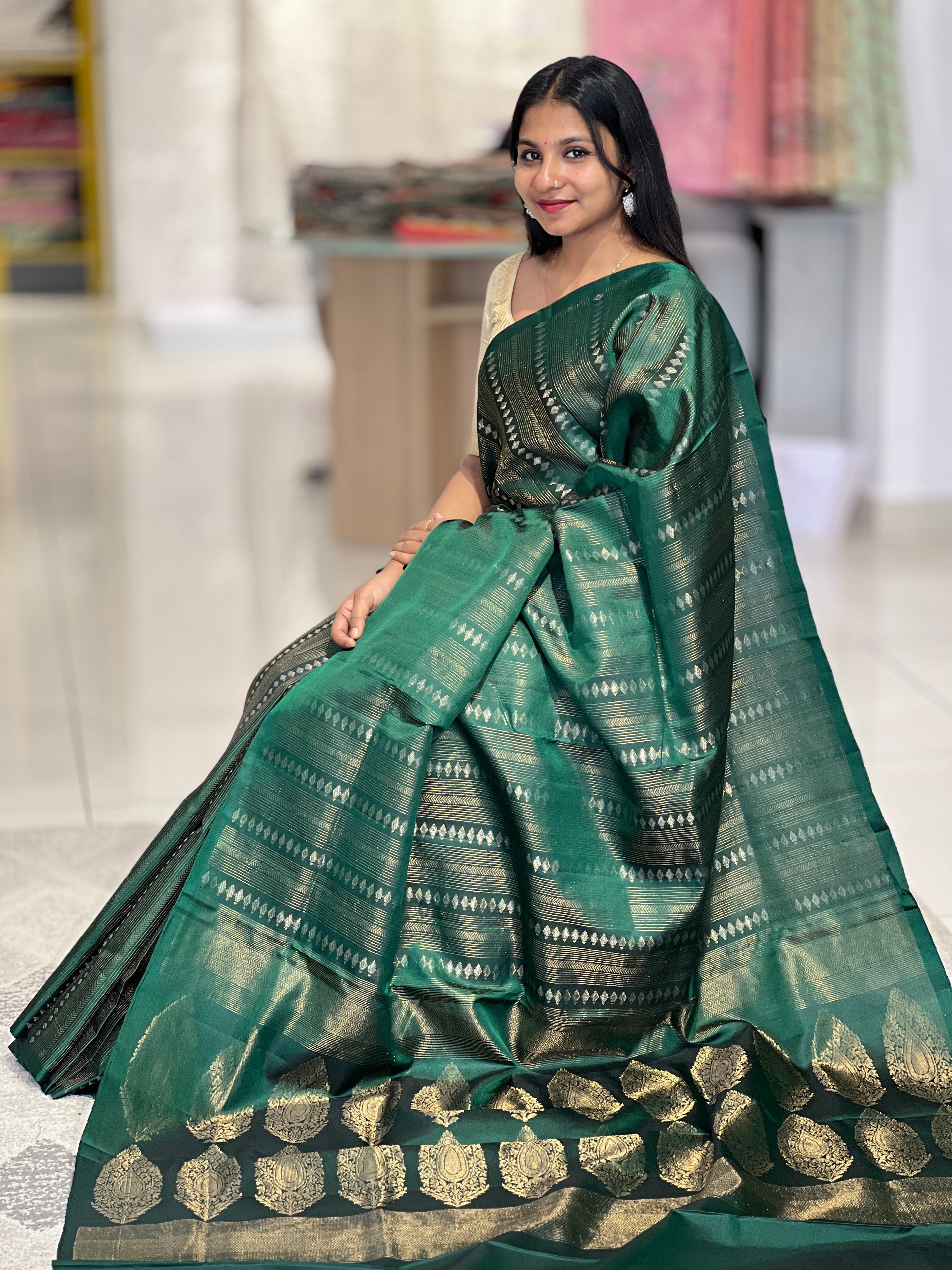Stripe With Diamond Weaving Patterned Soft Silk Saree | TT269