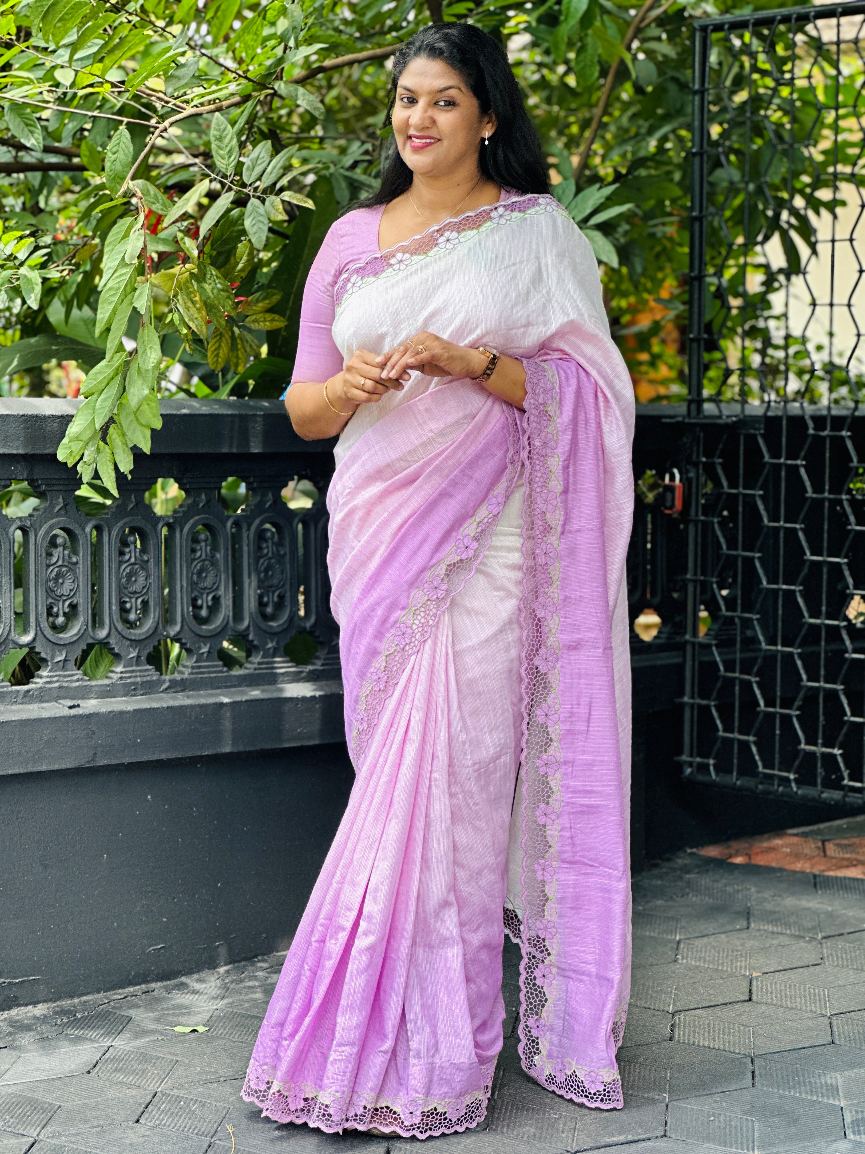 Twine Cut Work With Floral Embroidered Pure Banarasi Saree | TC422