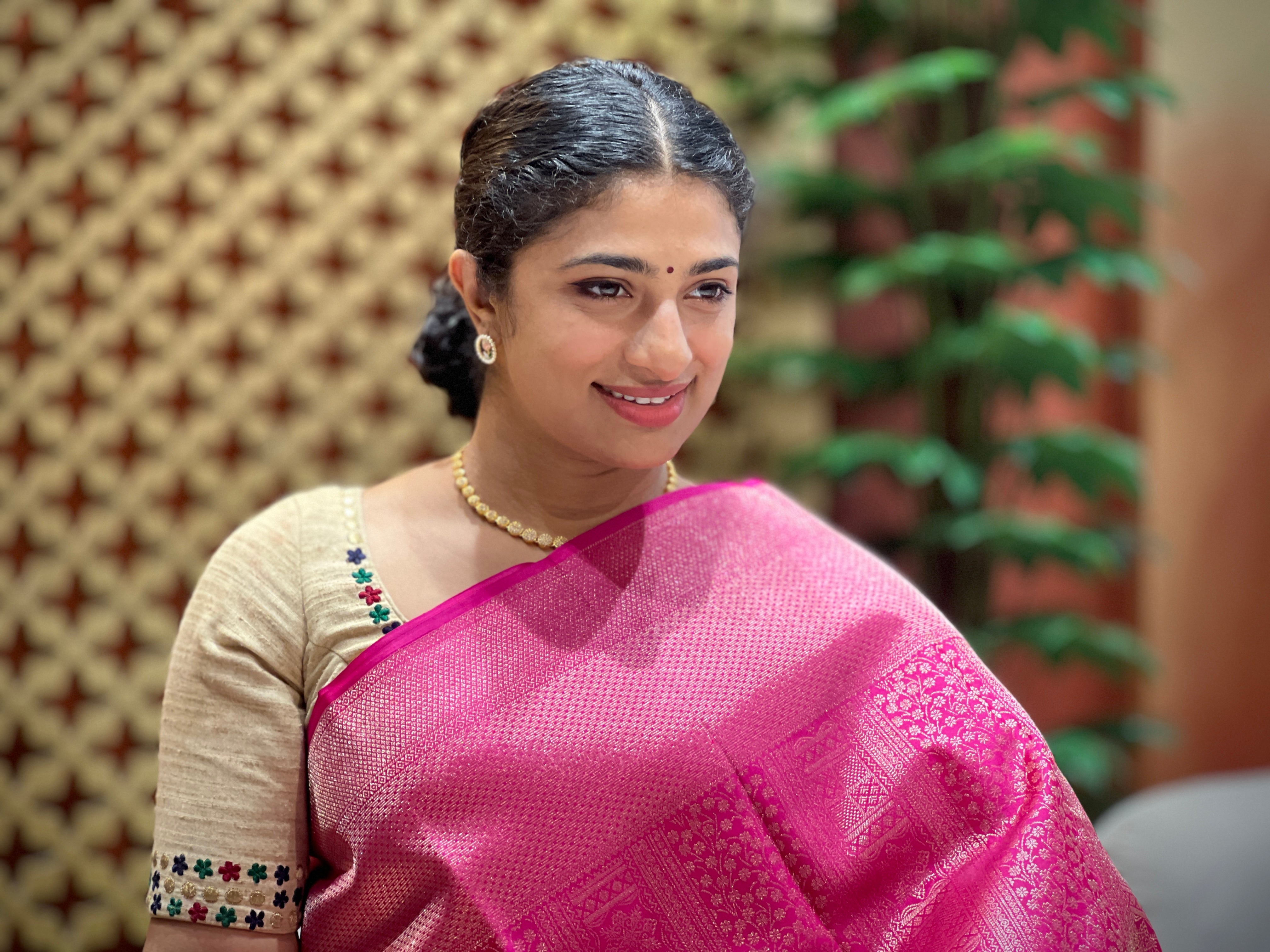 Traditional Floral Patterned Handloom Kanchipuram Saree | SME195