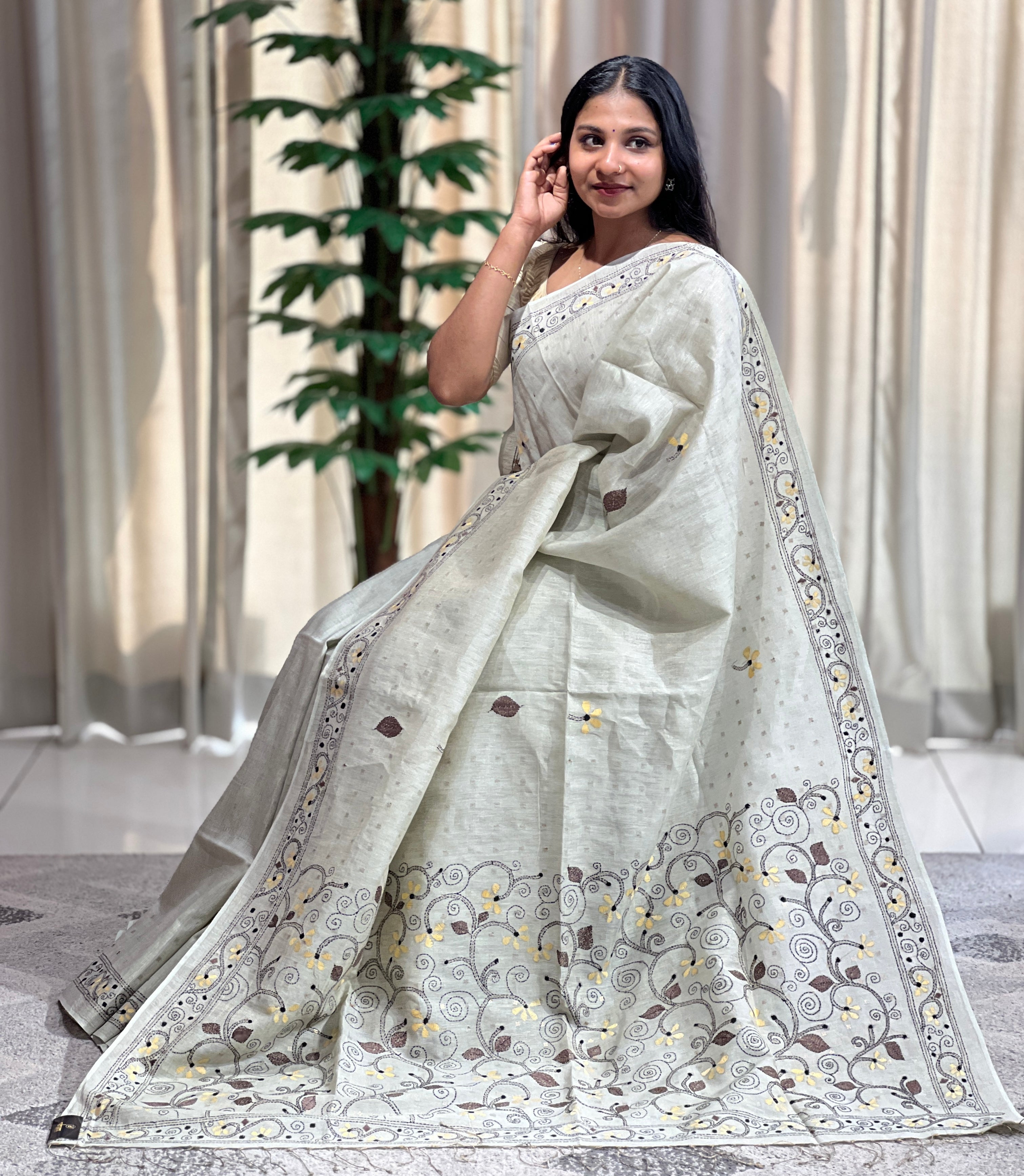 Traditional Hand Kantha Weaved Matka Tissue Saree | RGD669