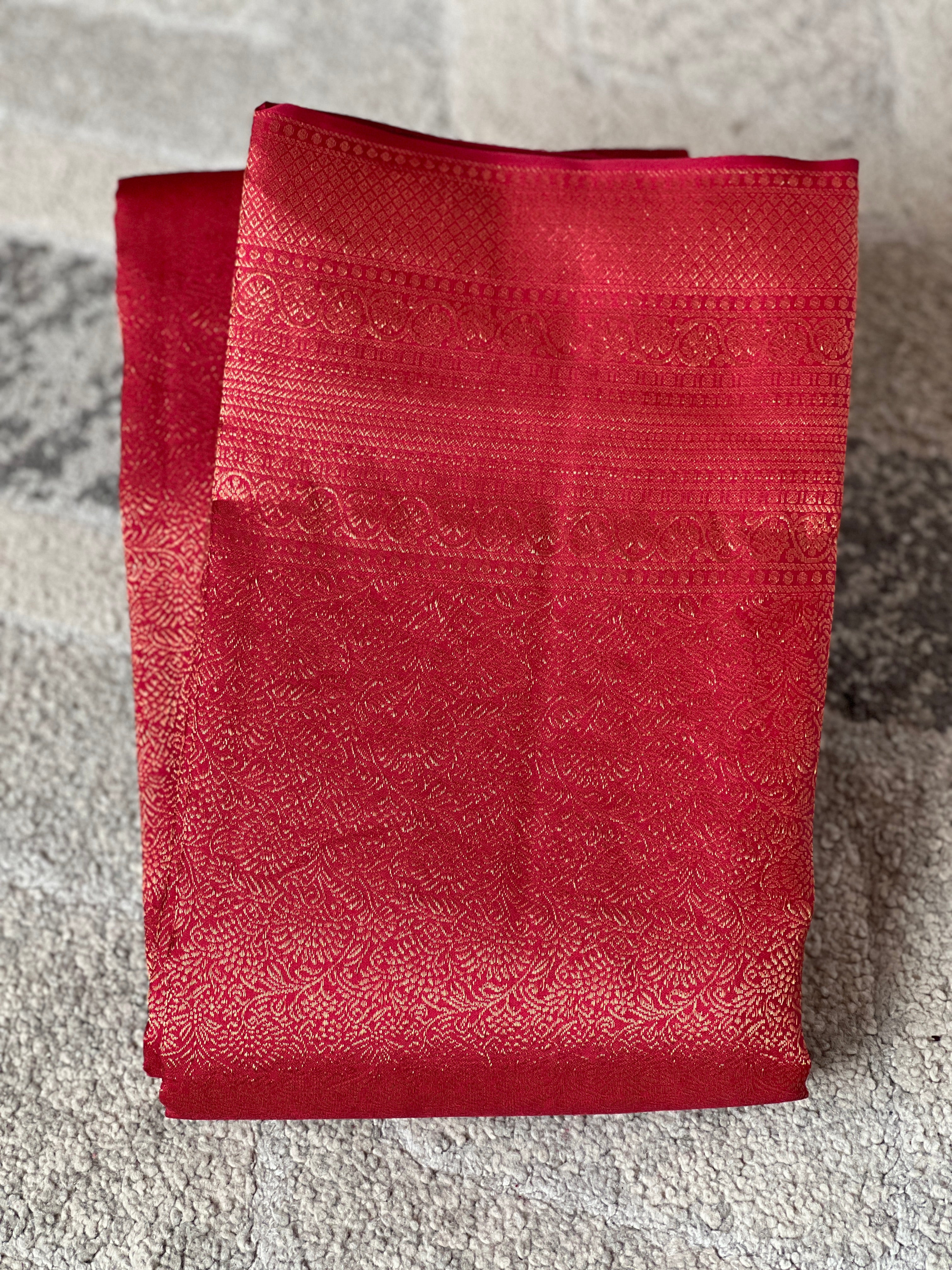 Zari Woven Floral Patterned Kanchipuram Saree | HH221