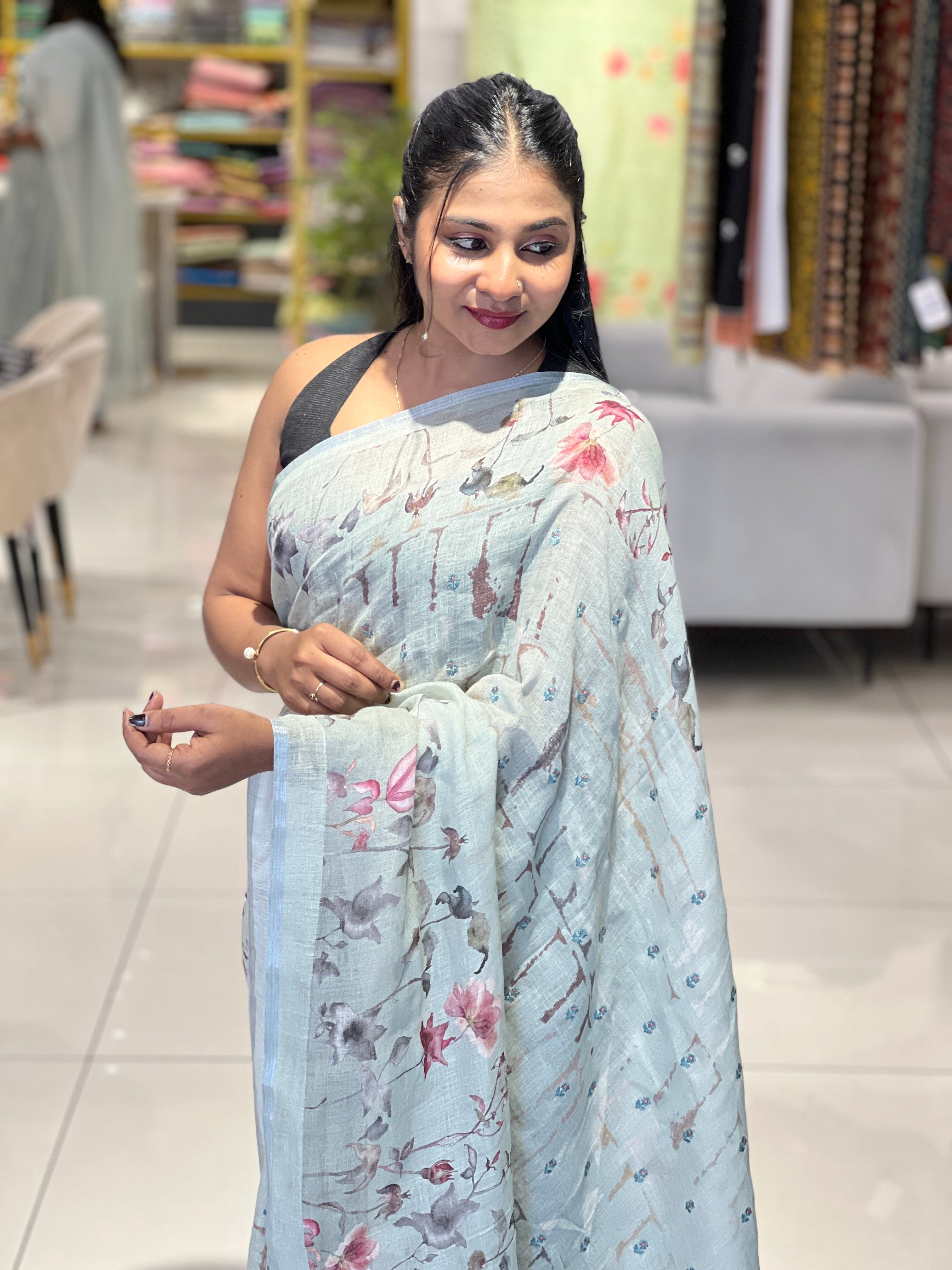 Floral Digital Print Detailed Linen Saree | SMC166
