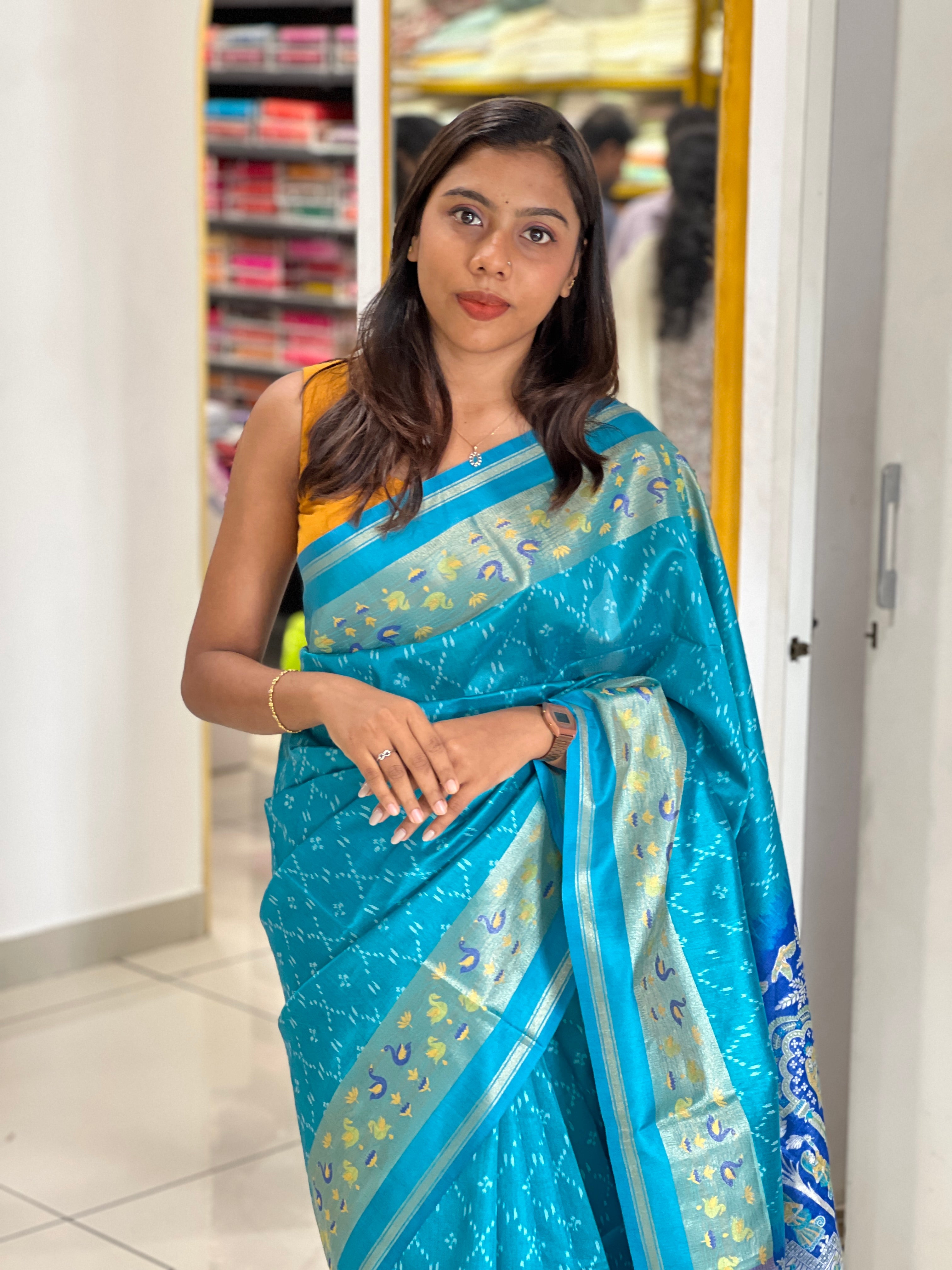 Zari and Thread Woven Semi Silk Saree | SSN295