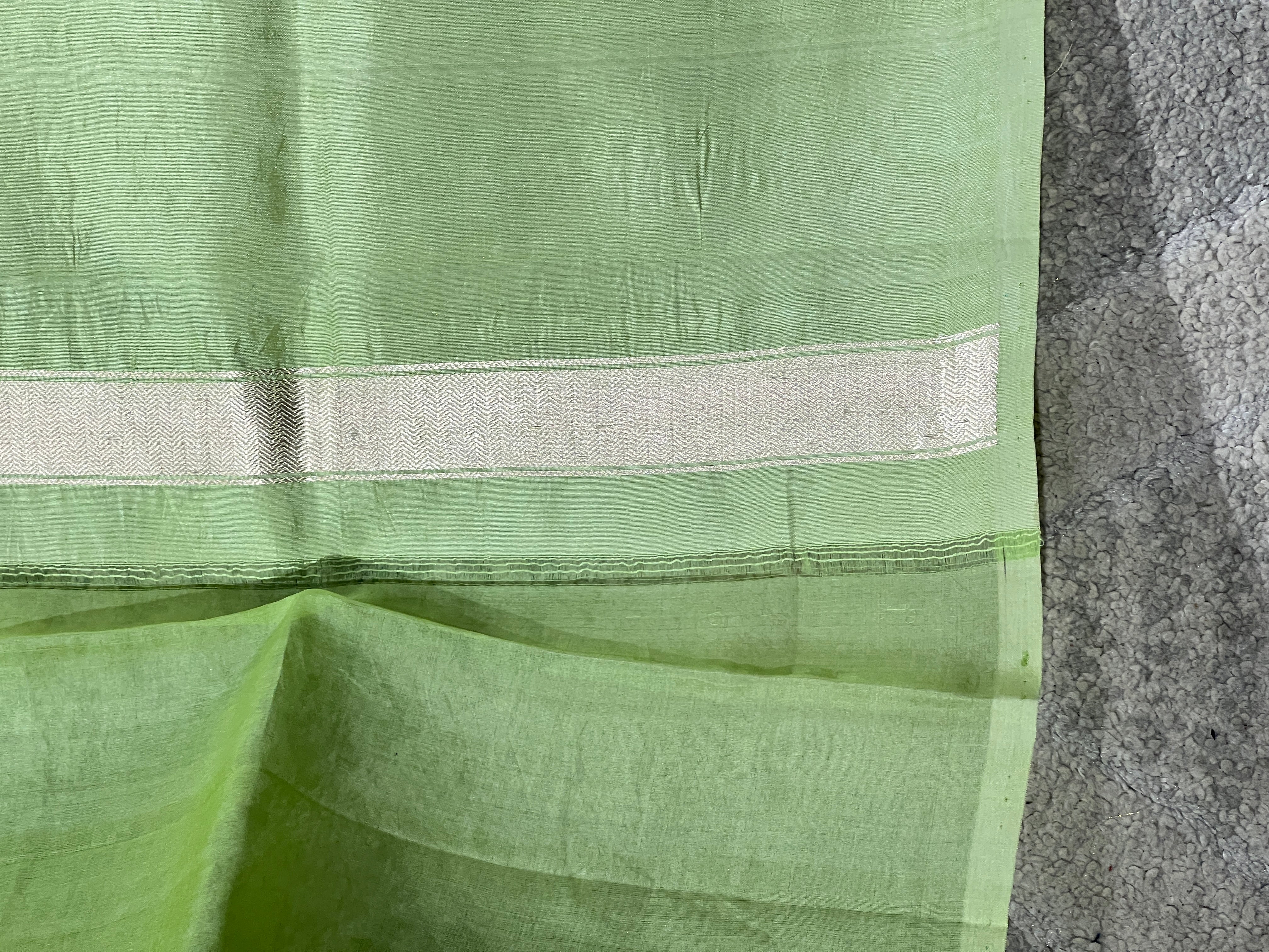Banarasi Weaving Buta Pattern Organza Saree | FC172
