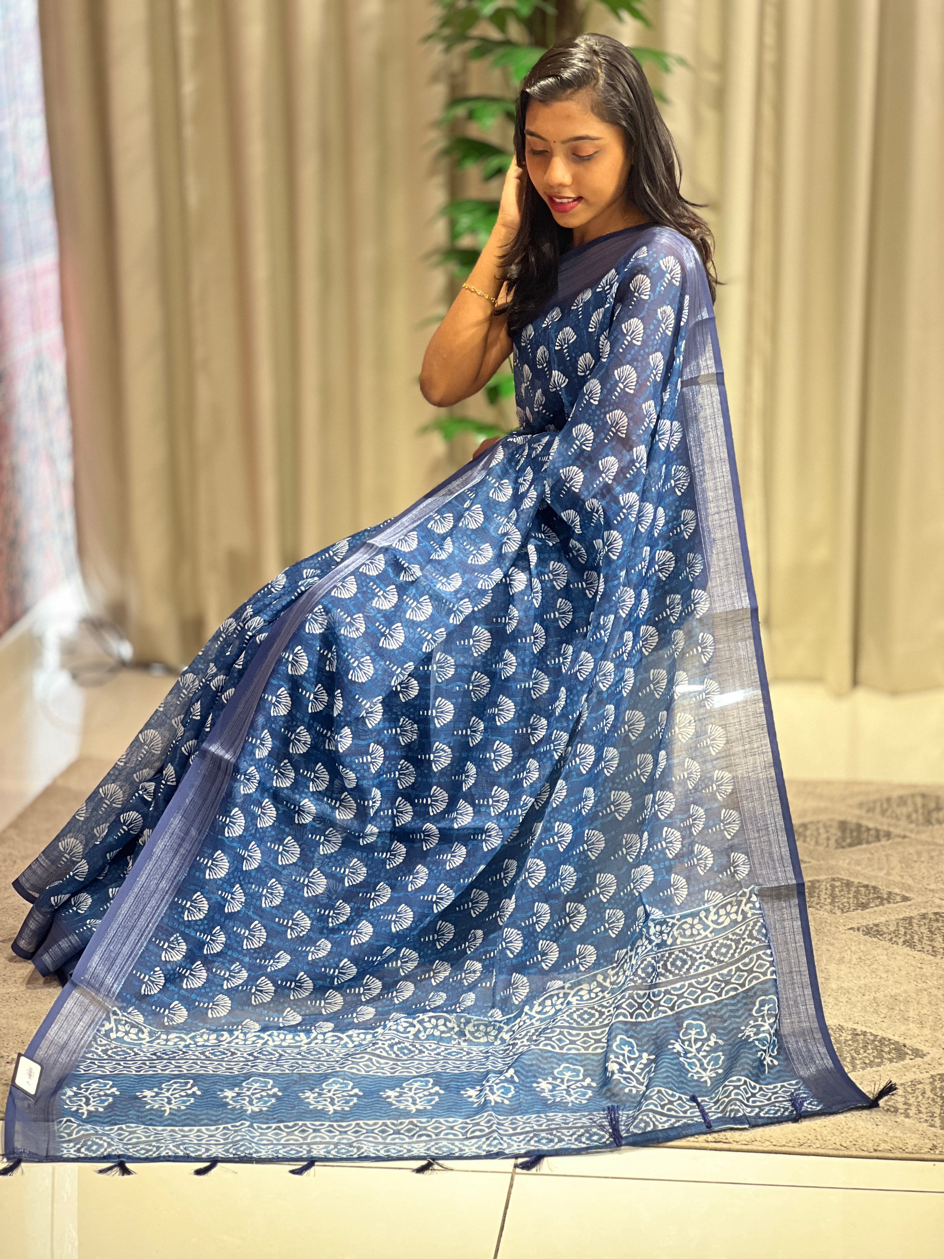 Printed Pattern Linen Finish Saree | BLD1197