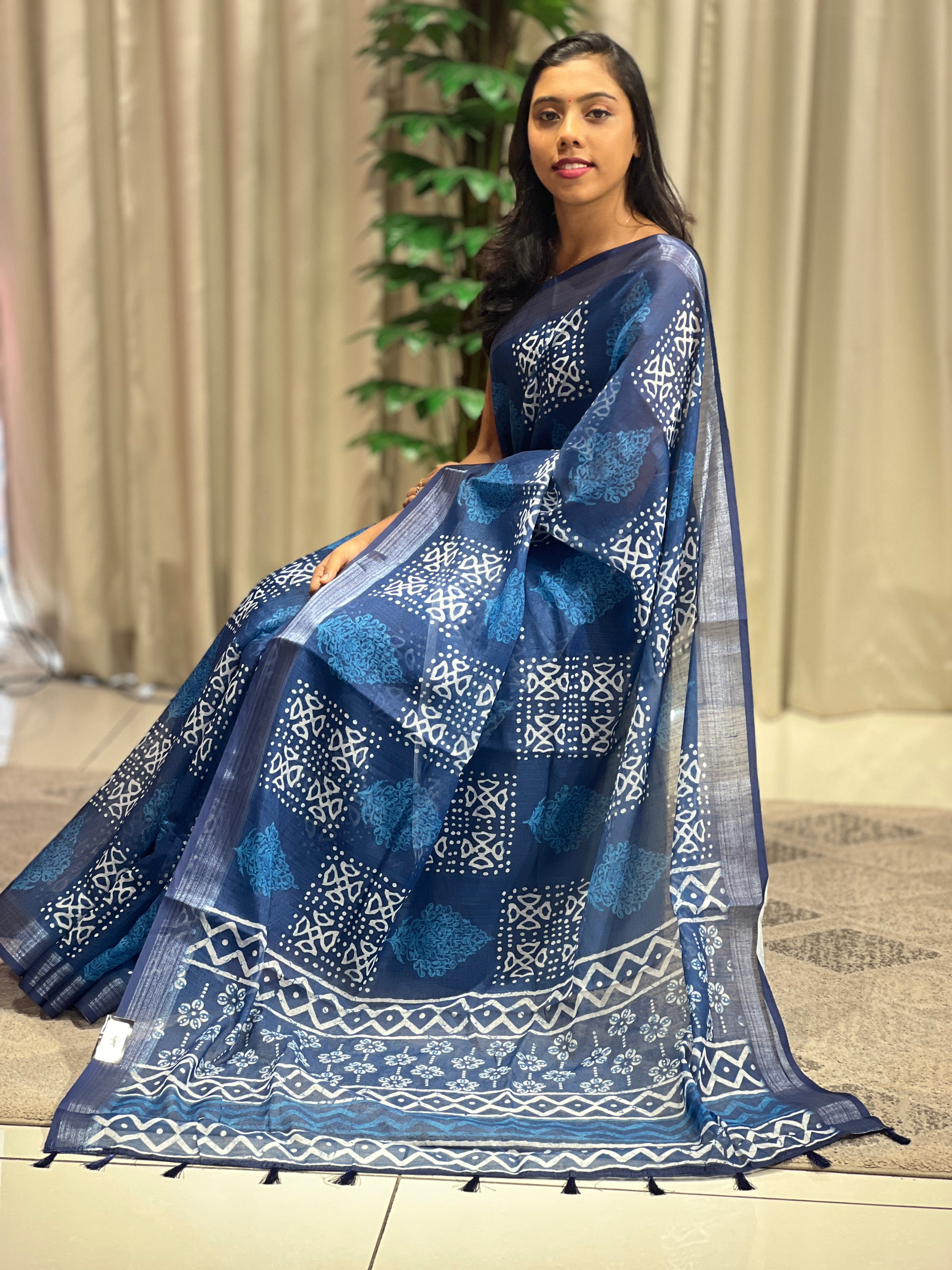 Printed Pattern Linen Finish Saree | BLD1194