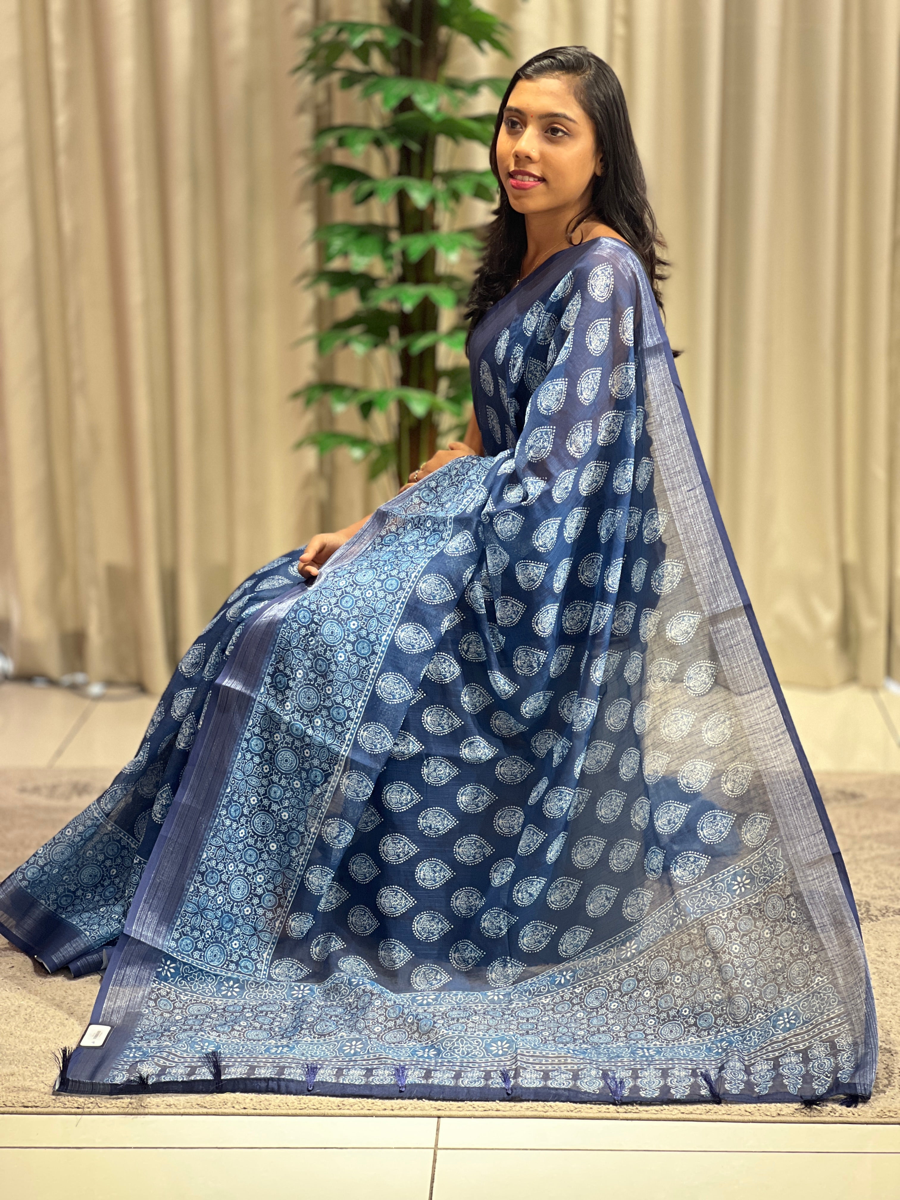 Printed Pattern Linen Finish Saree | BLD1200