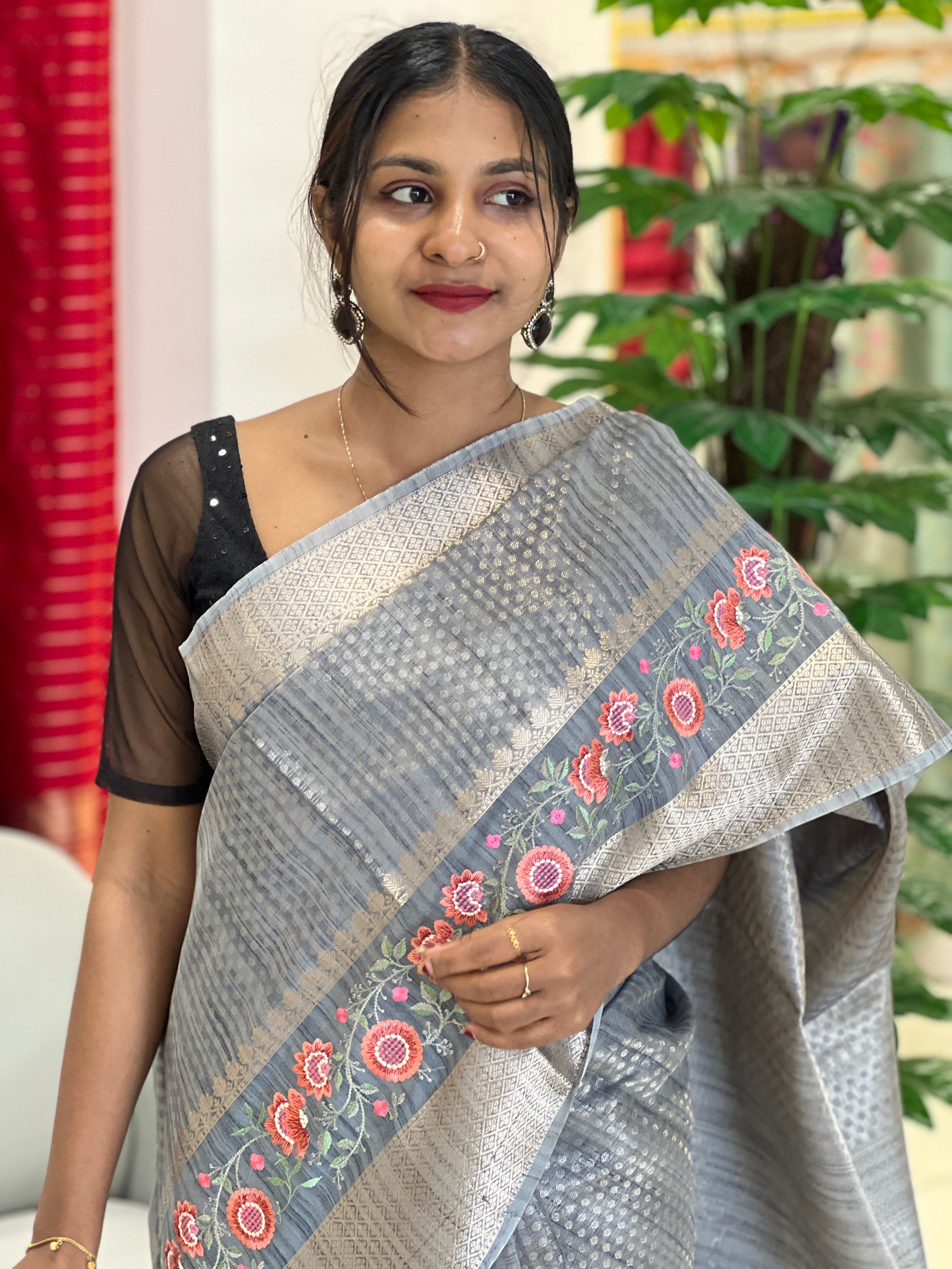 Polka Weaving Design Banarasi Saree | BLD143