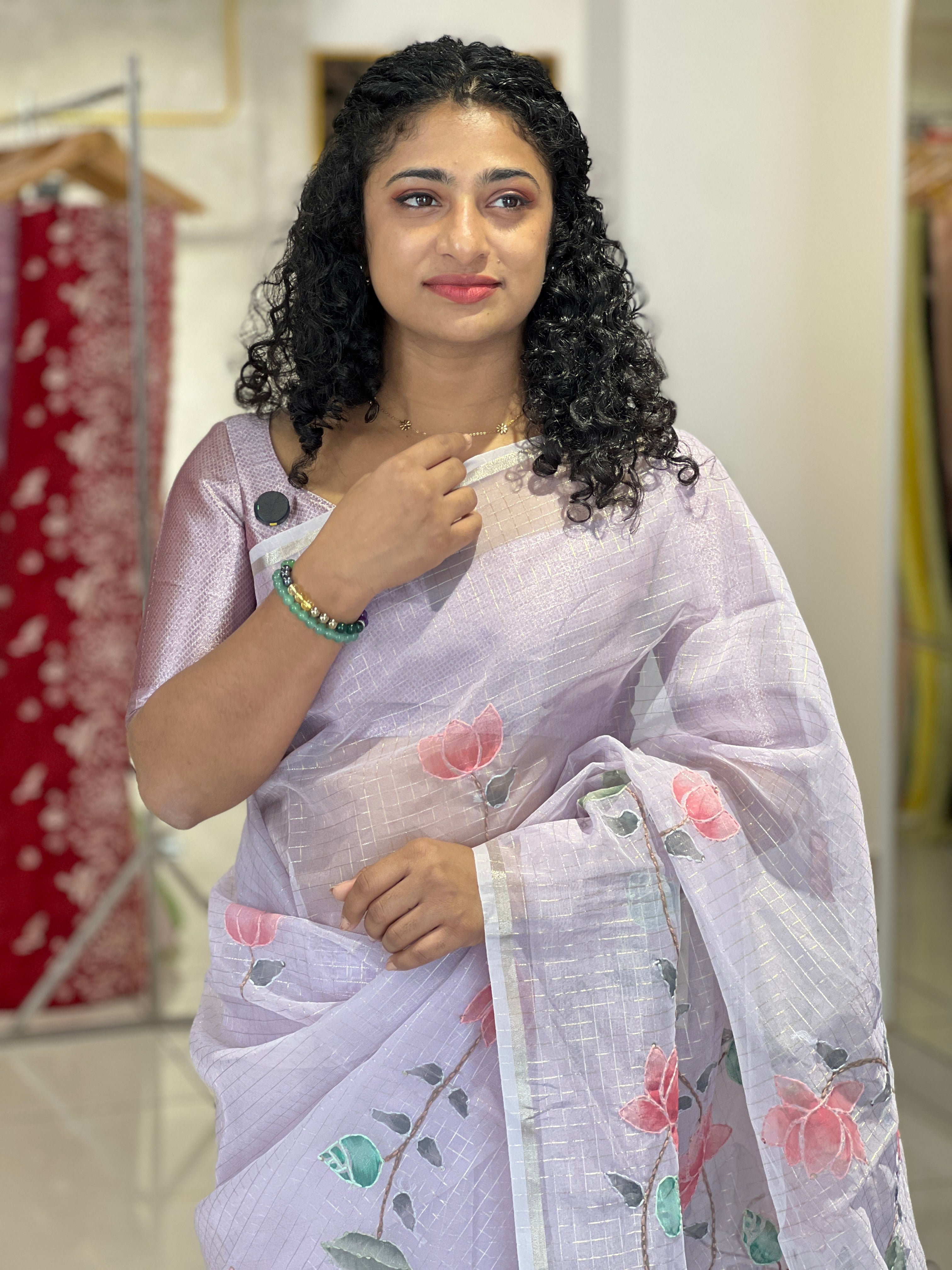Zari Check Pattern With Floral Detailed Organza Saree | SBS1070