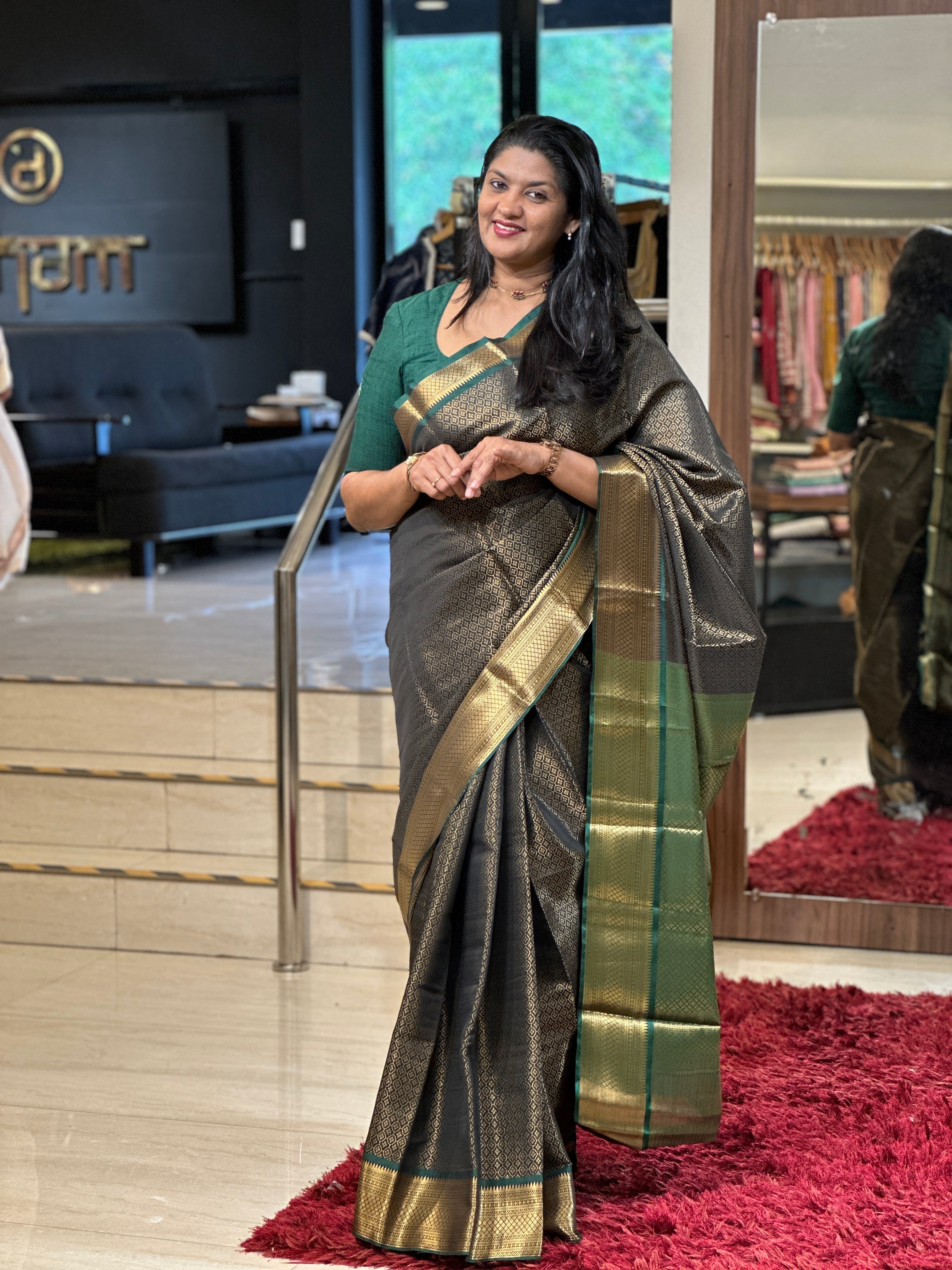Zari Weaving Floral Patterned Semi Silk Saree | KAC190