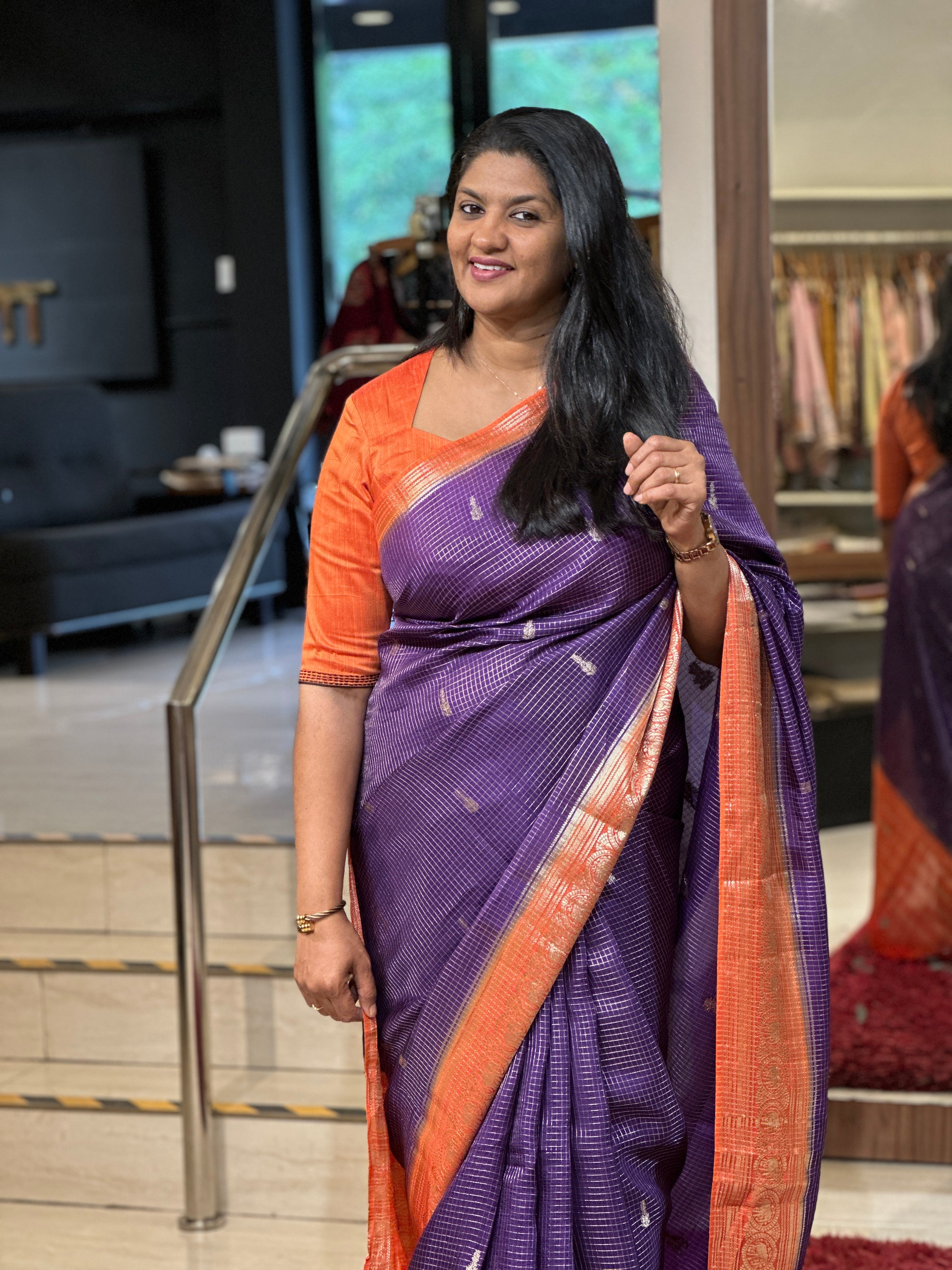 Zari Check Patterned Semi Banarasi Saree | NN359