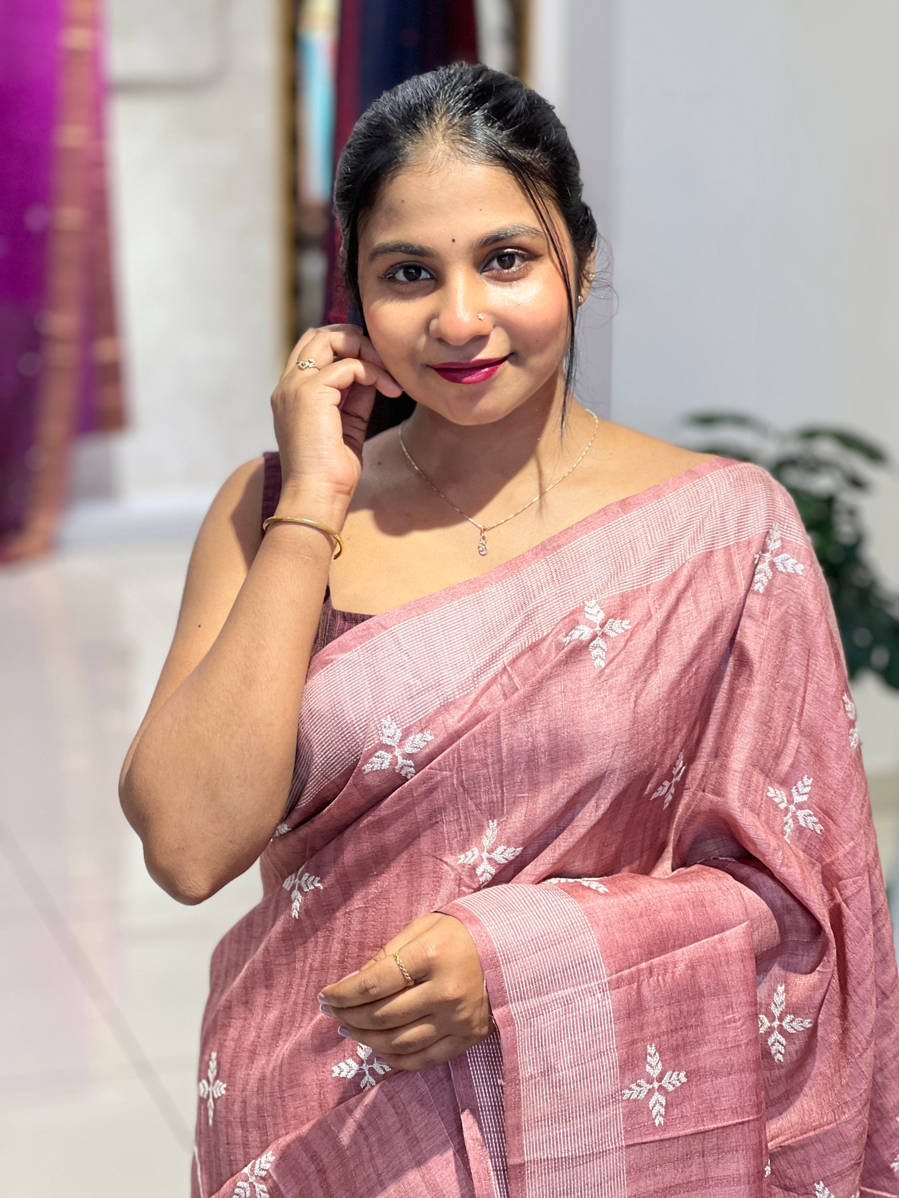 Leaf Patterned Embroidery Detailed Semi Tussar Saree | SUN706