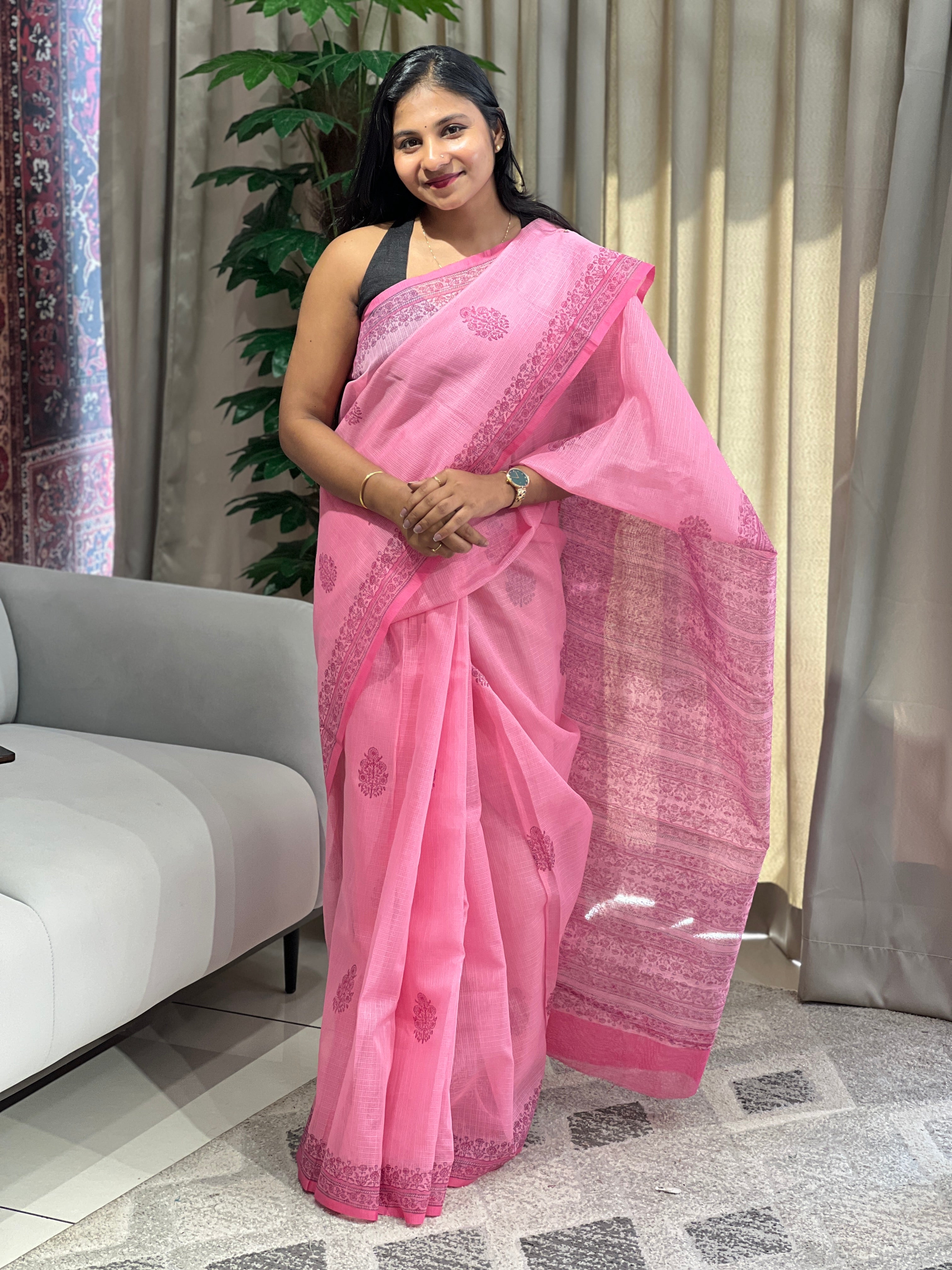 Floral Print Detailed Organza Saree | JSC121