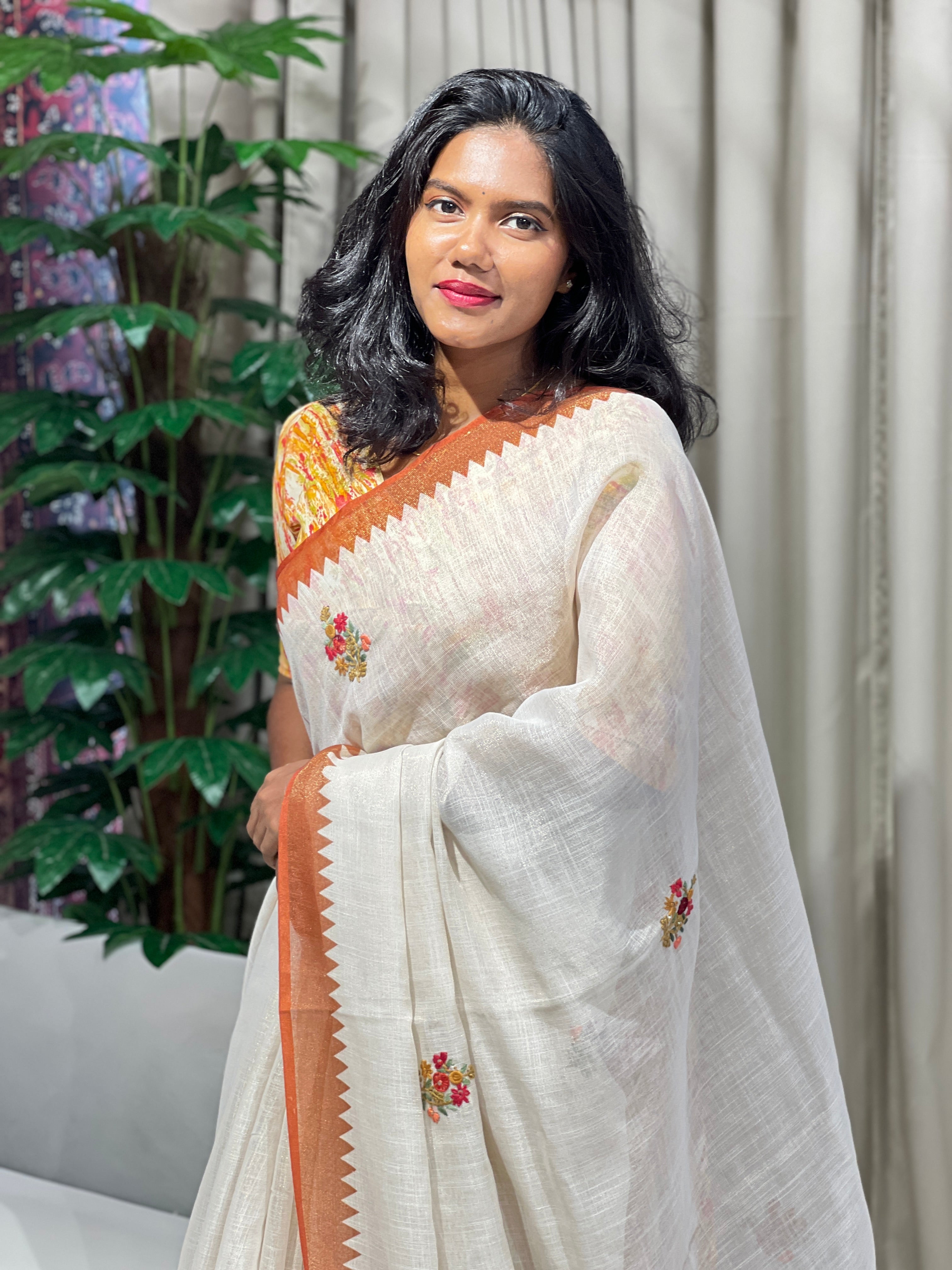 Embroidery Detailed Tissue Linen Saree | BLD1542
