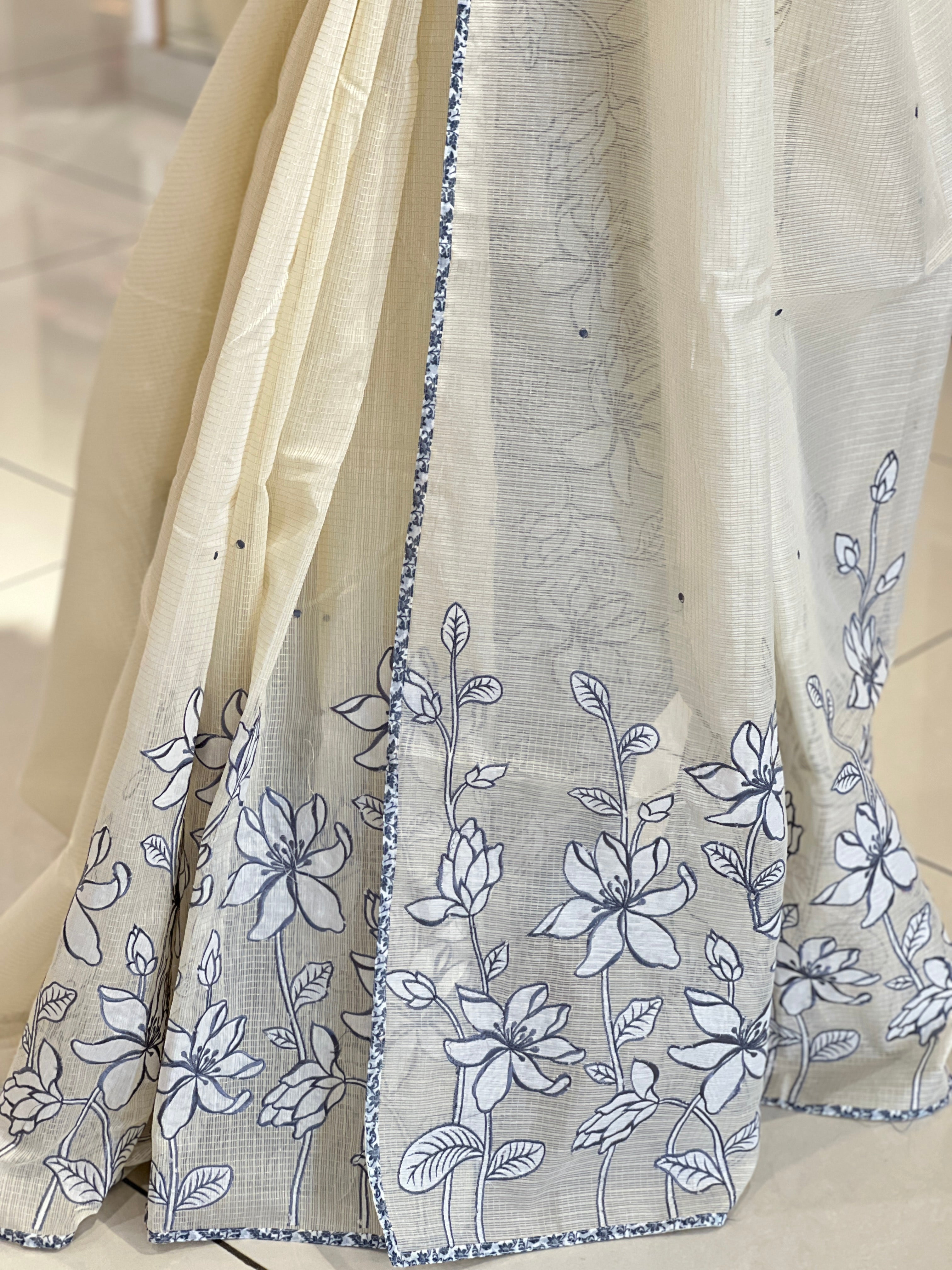 Floral Applique Detailed Kota Saree | BLD1595