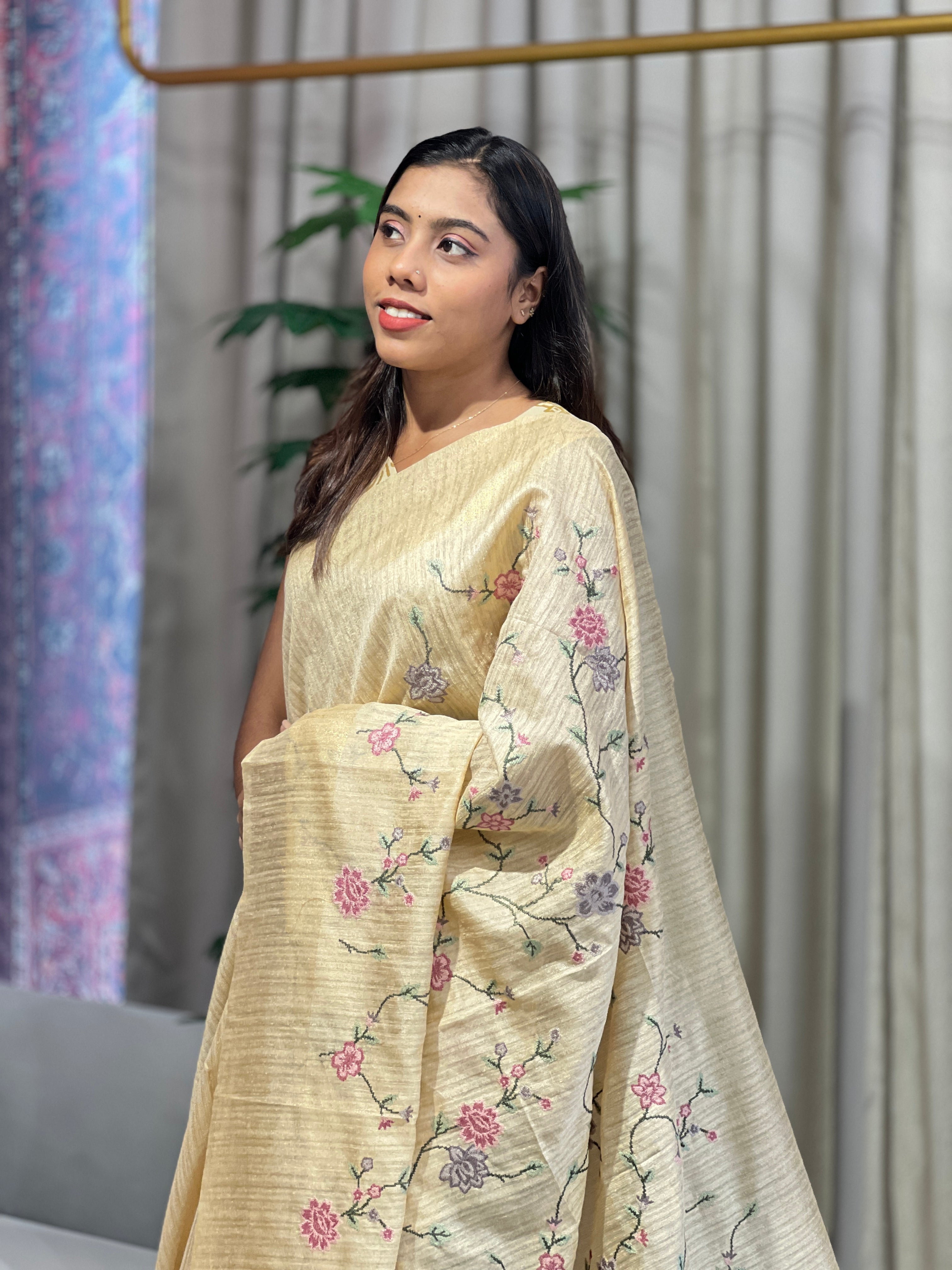 Floral Cross Stitch Machine Embroidery Detailed Green Silk Saree | BLD1642
