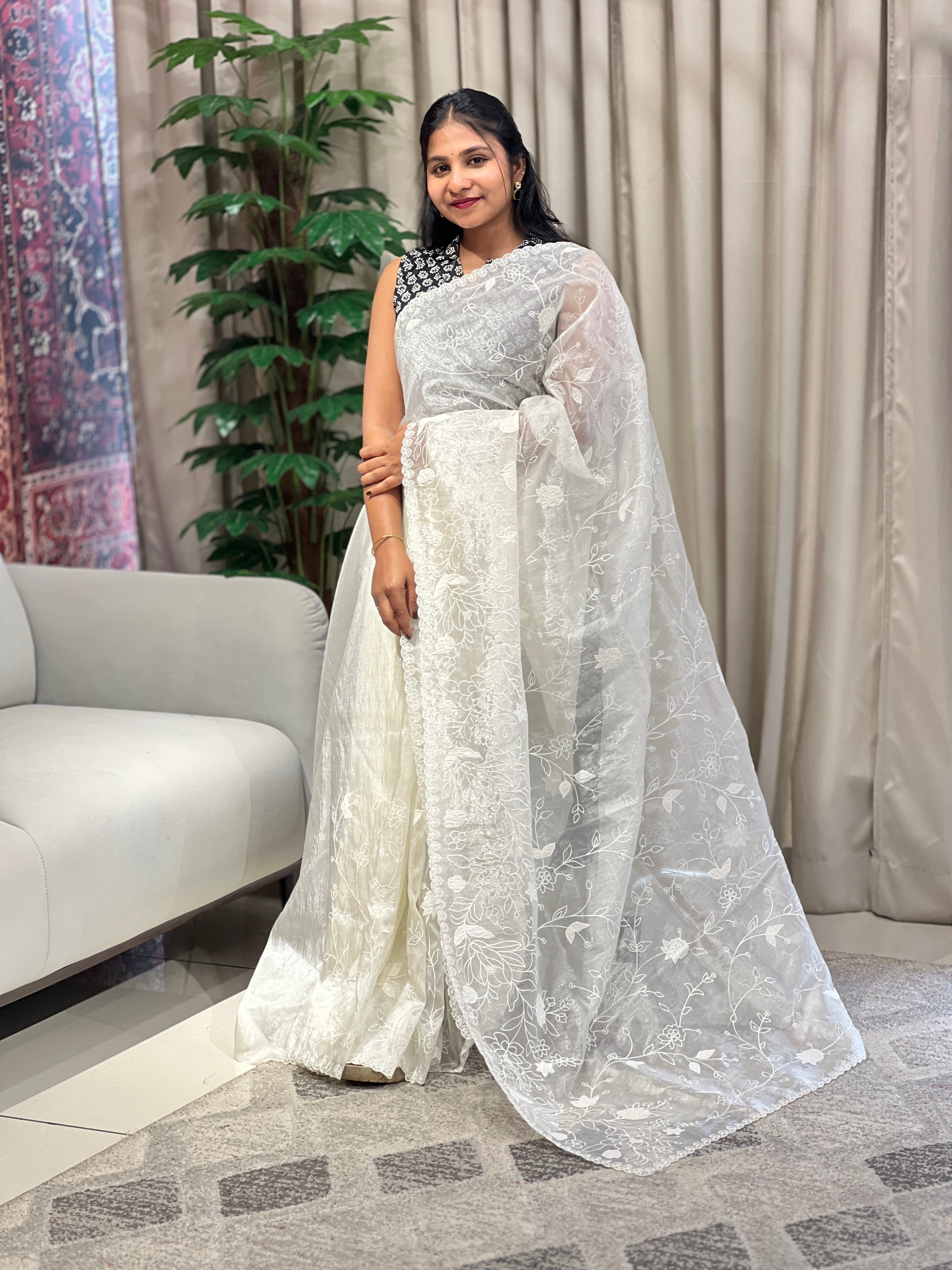 Applique Detailed Shimmer Organza Saree | BLD1708