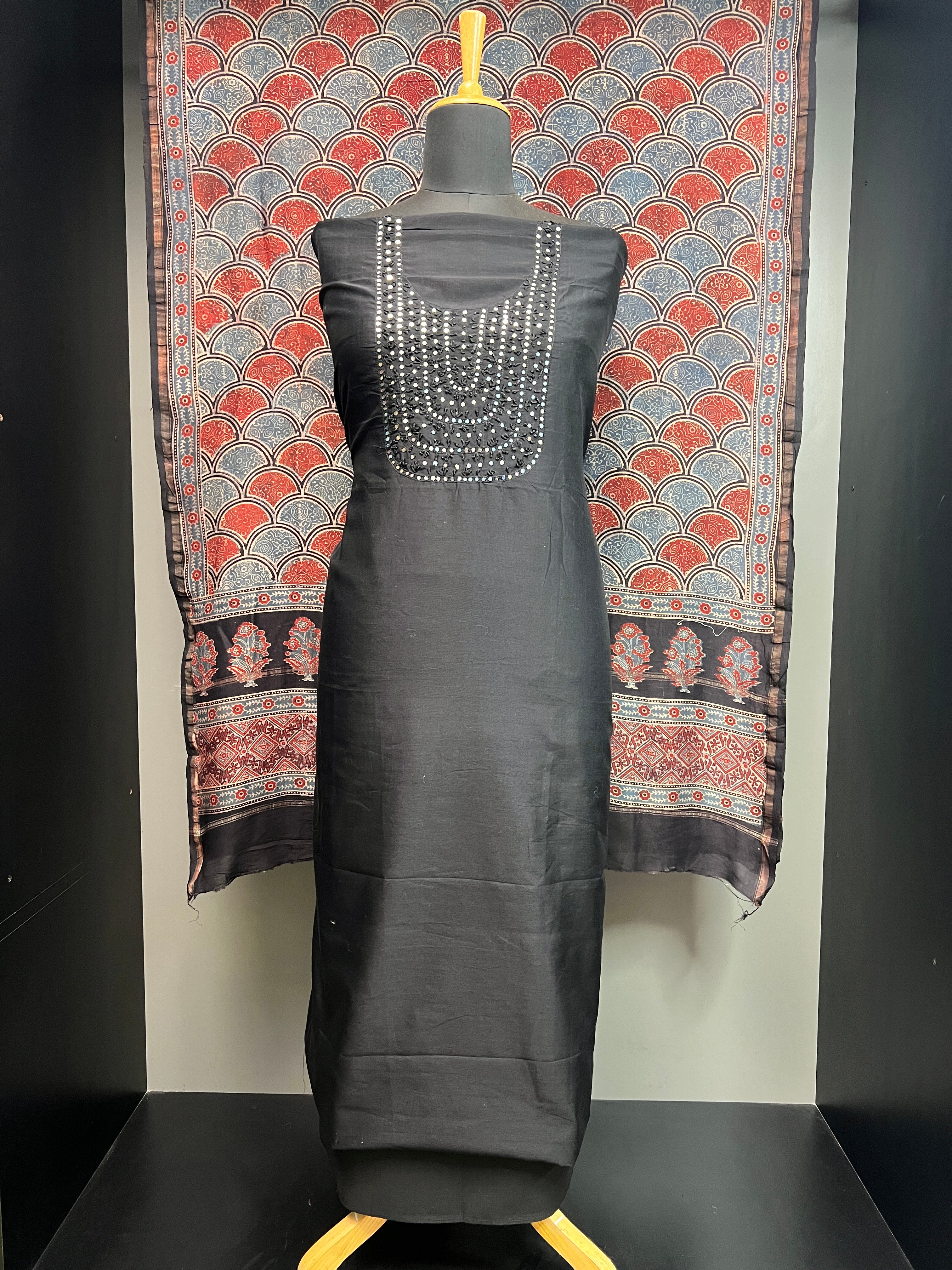 Mirror and French Knot Detailed Pure Chanderi Silk Salwar Set | JSC424