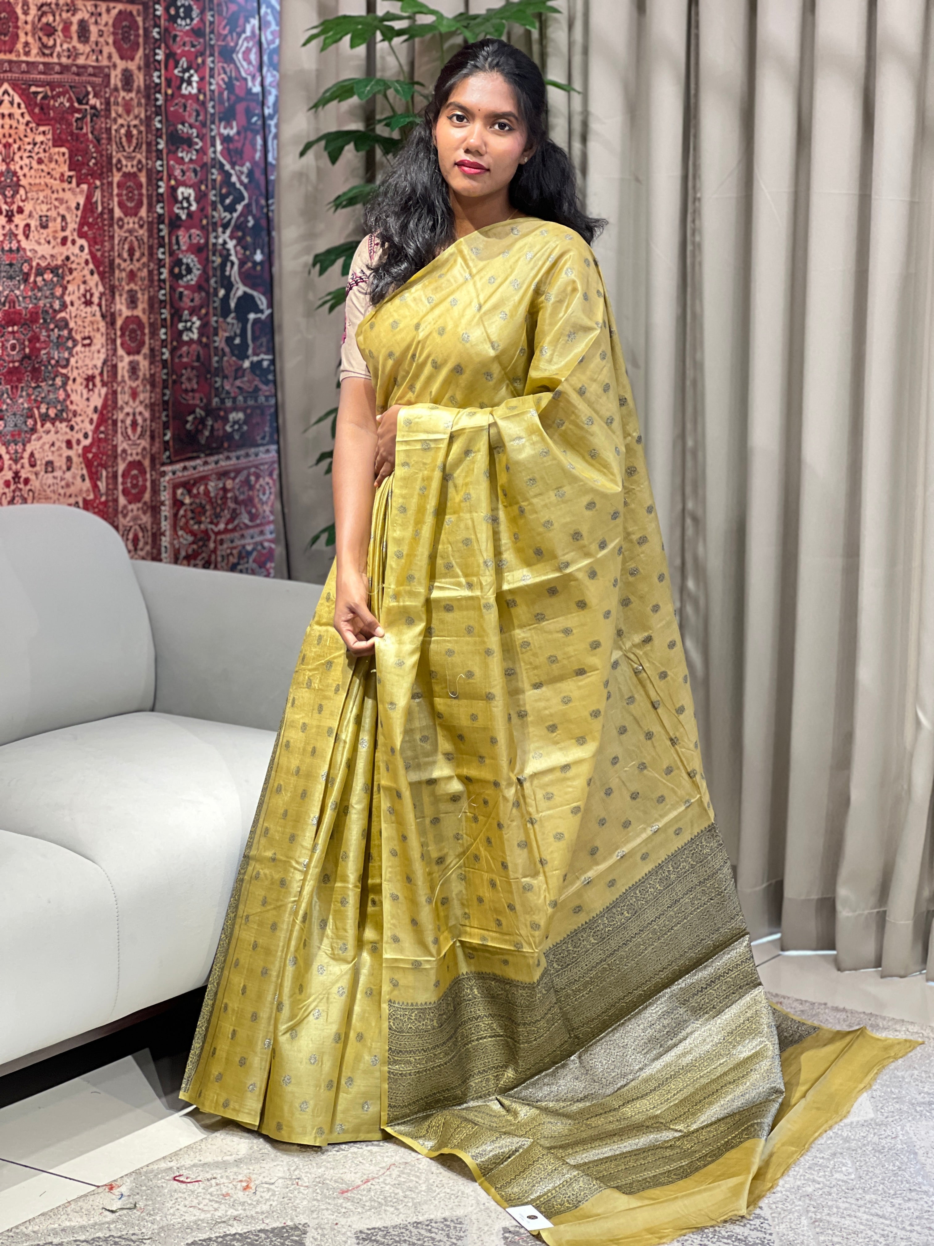 Black Yarns and Zari Woven Tussar Banarasi Saree | YNG626