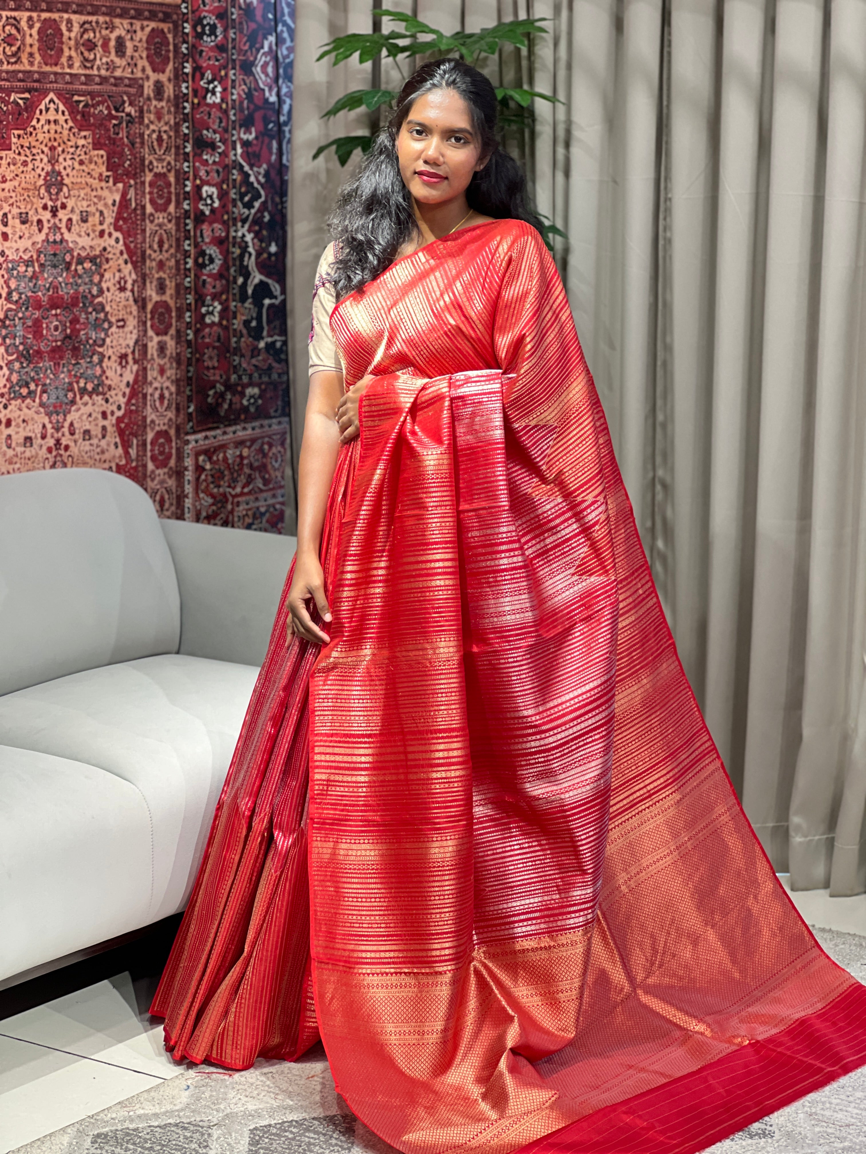 Zari Woven Banarasi Saree | YNG617