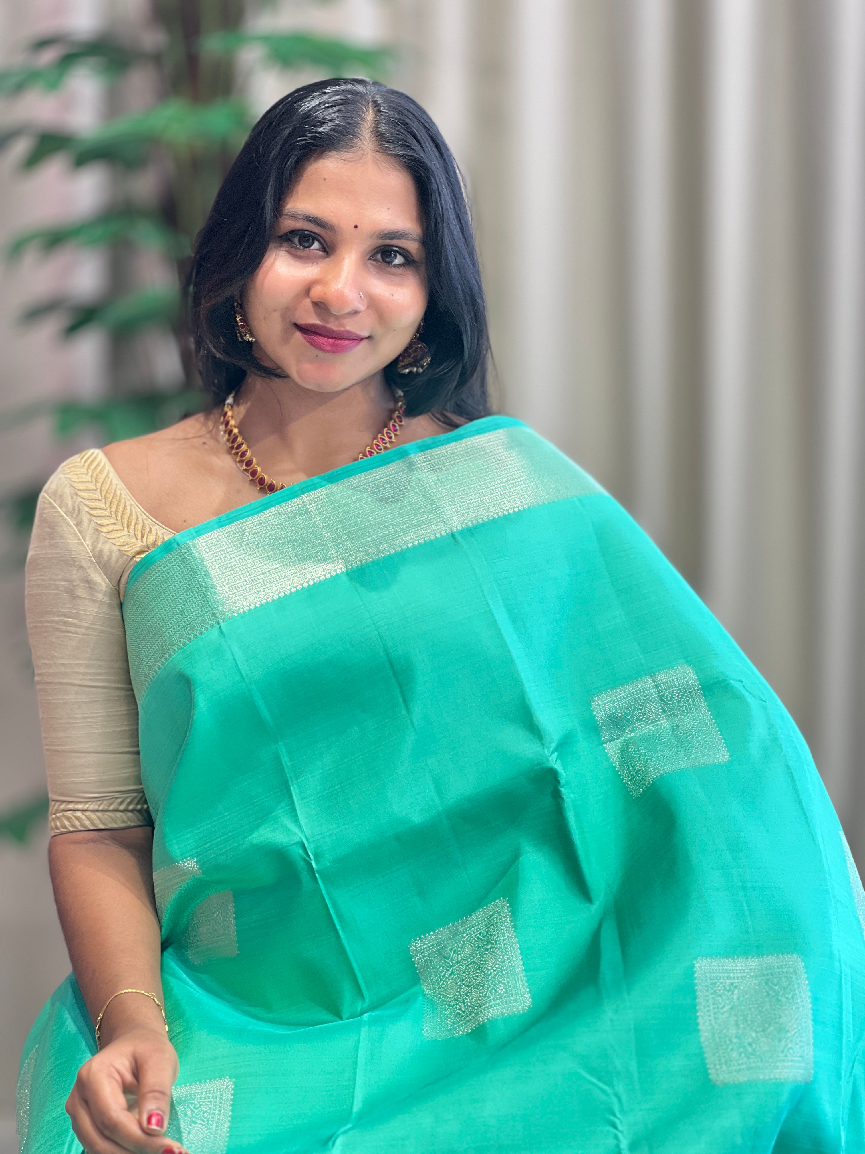 Square Patterned Kanchipuram Saree | OM254