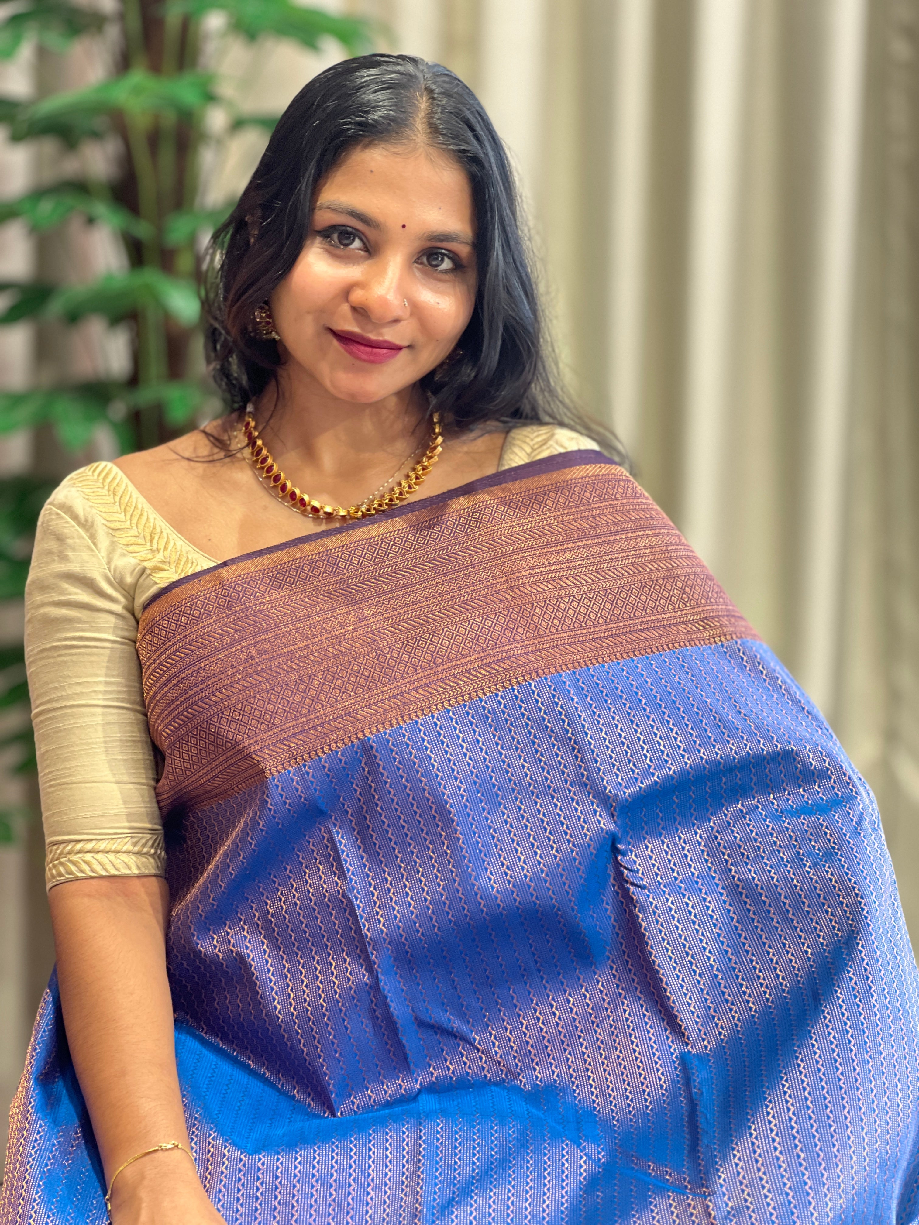 Hand Woven Kanchipuram Saree | OM250
