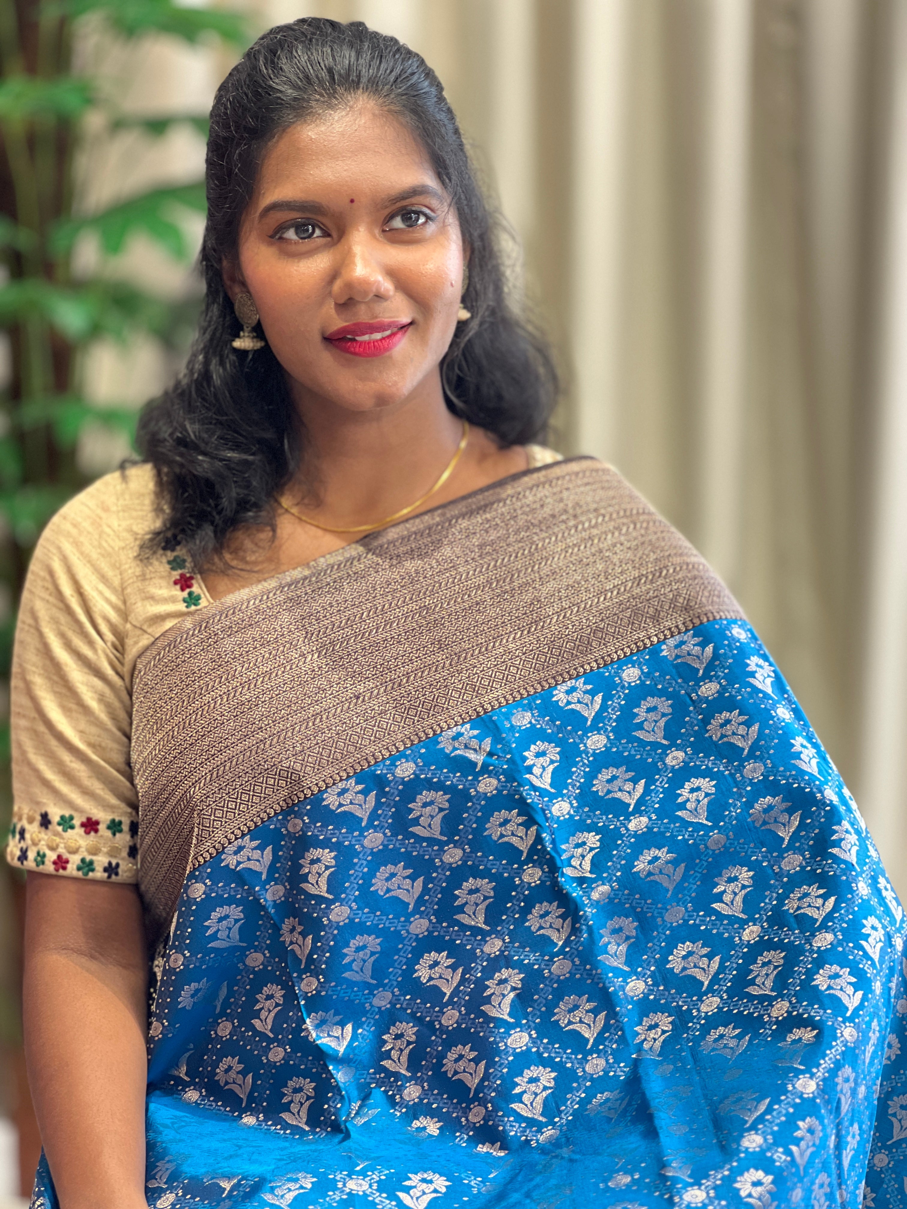 Floral Design Kanchipuram Saree | OM247