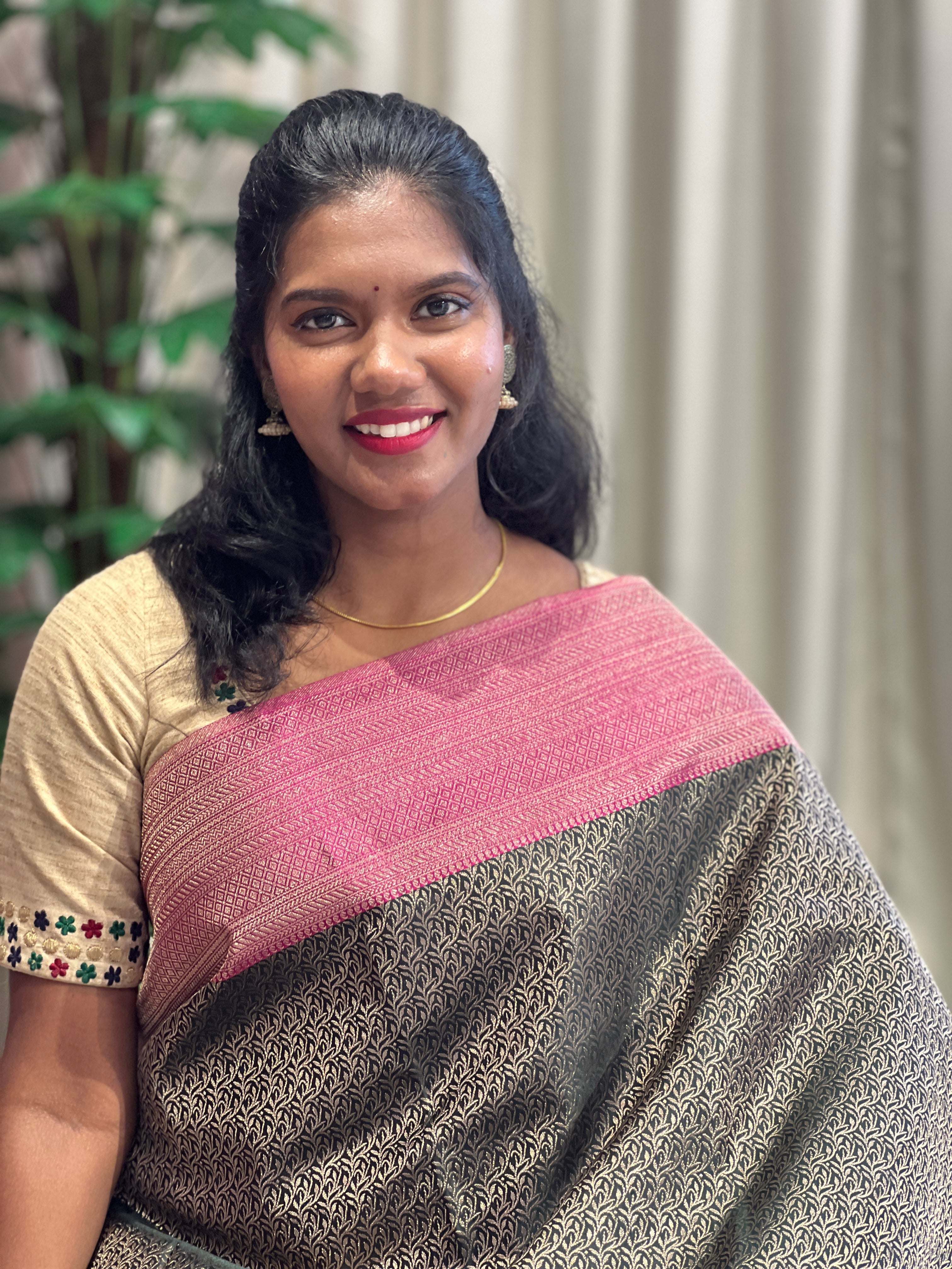 Hand Woven Kanchipuram Saree | OM244