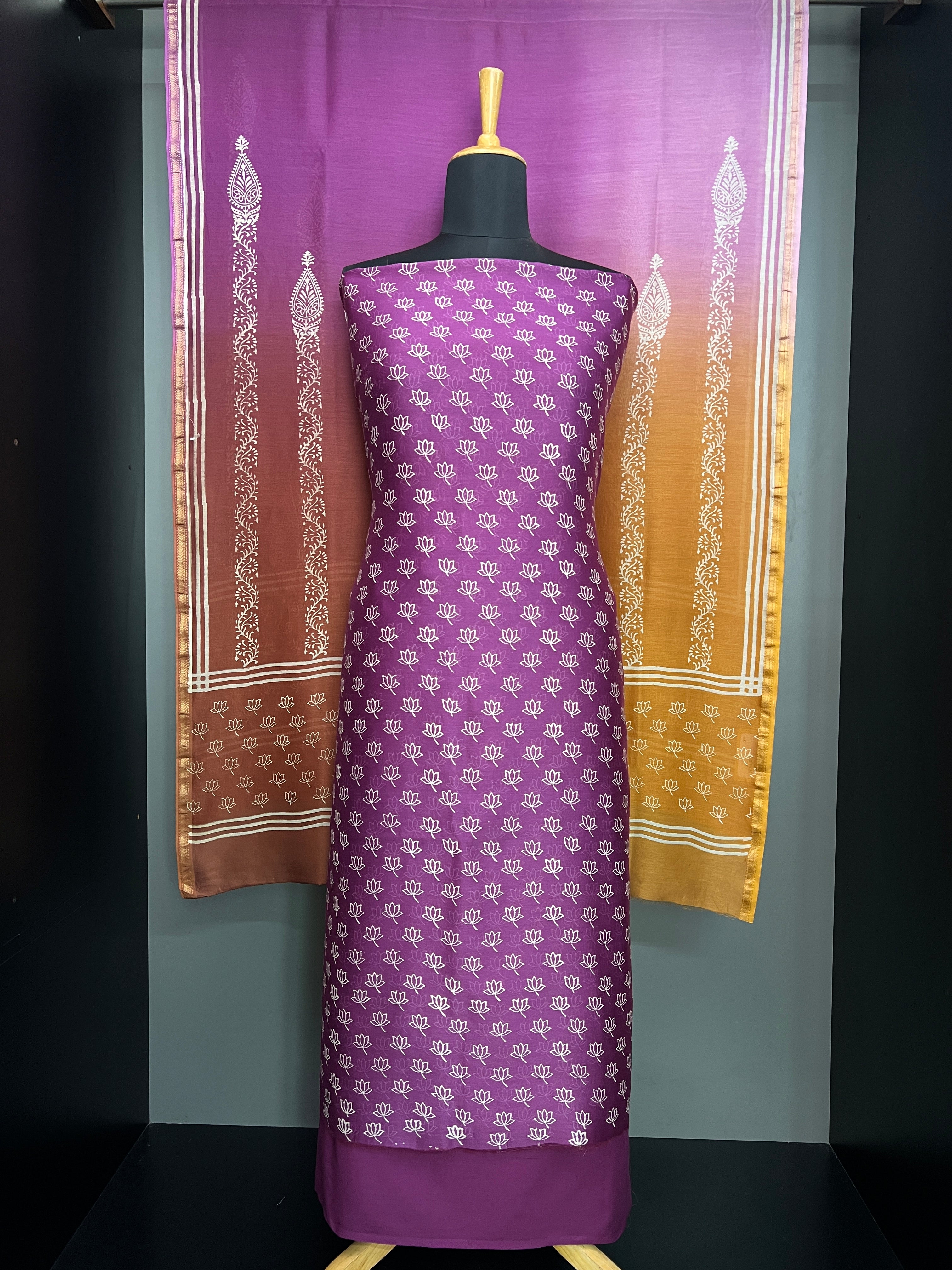 Lotus Print Patterned Chanderi Salwar Set | HE178