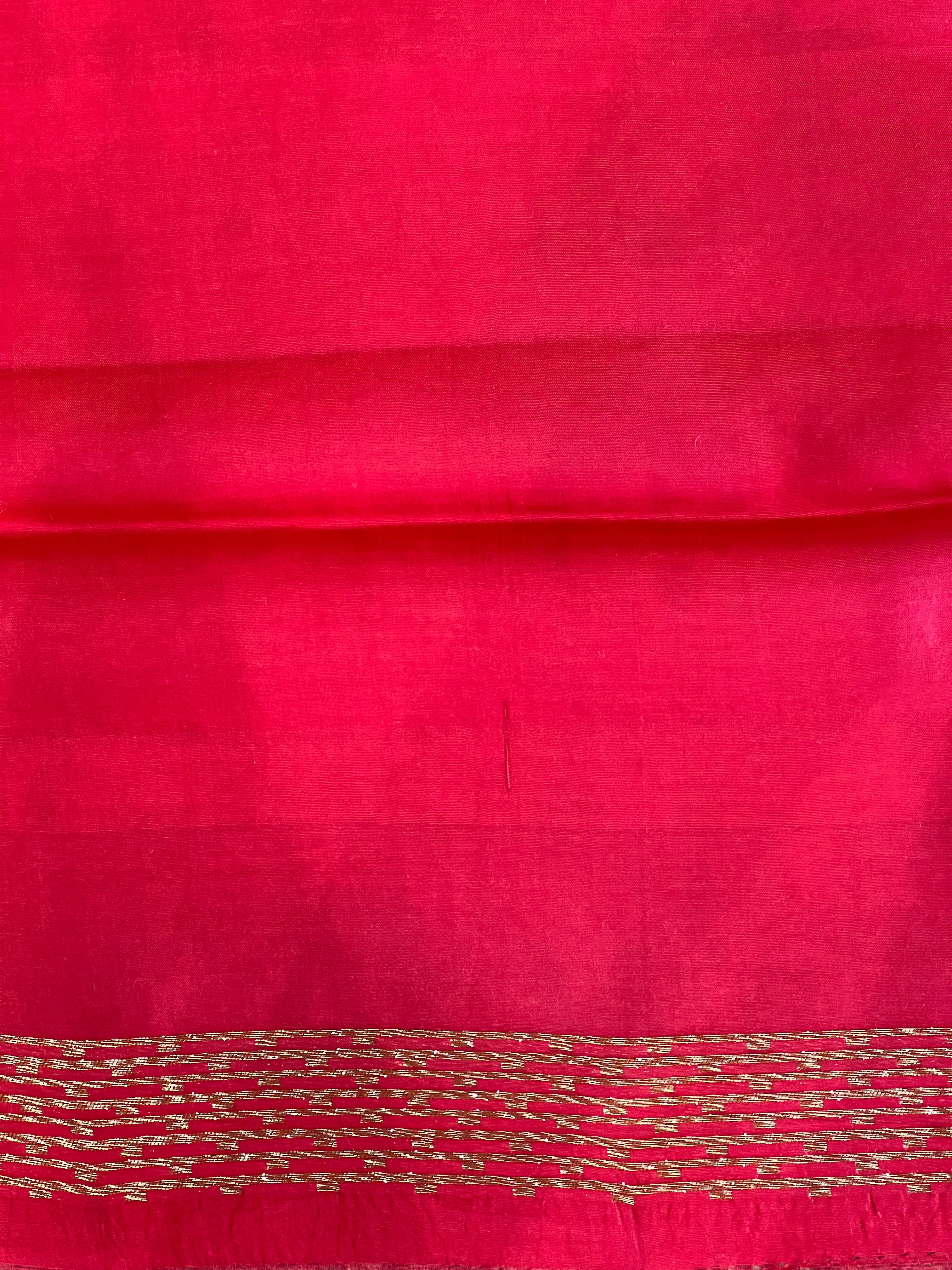 Thread & Zari Woven Butta Detailed Tussar Banarasi Silk Saree | YNG638